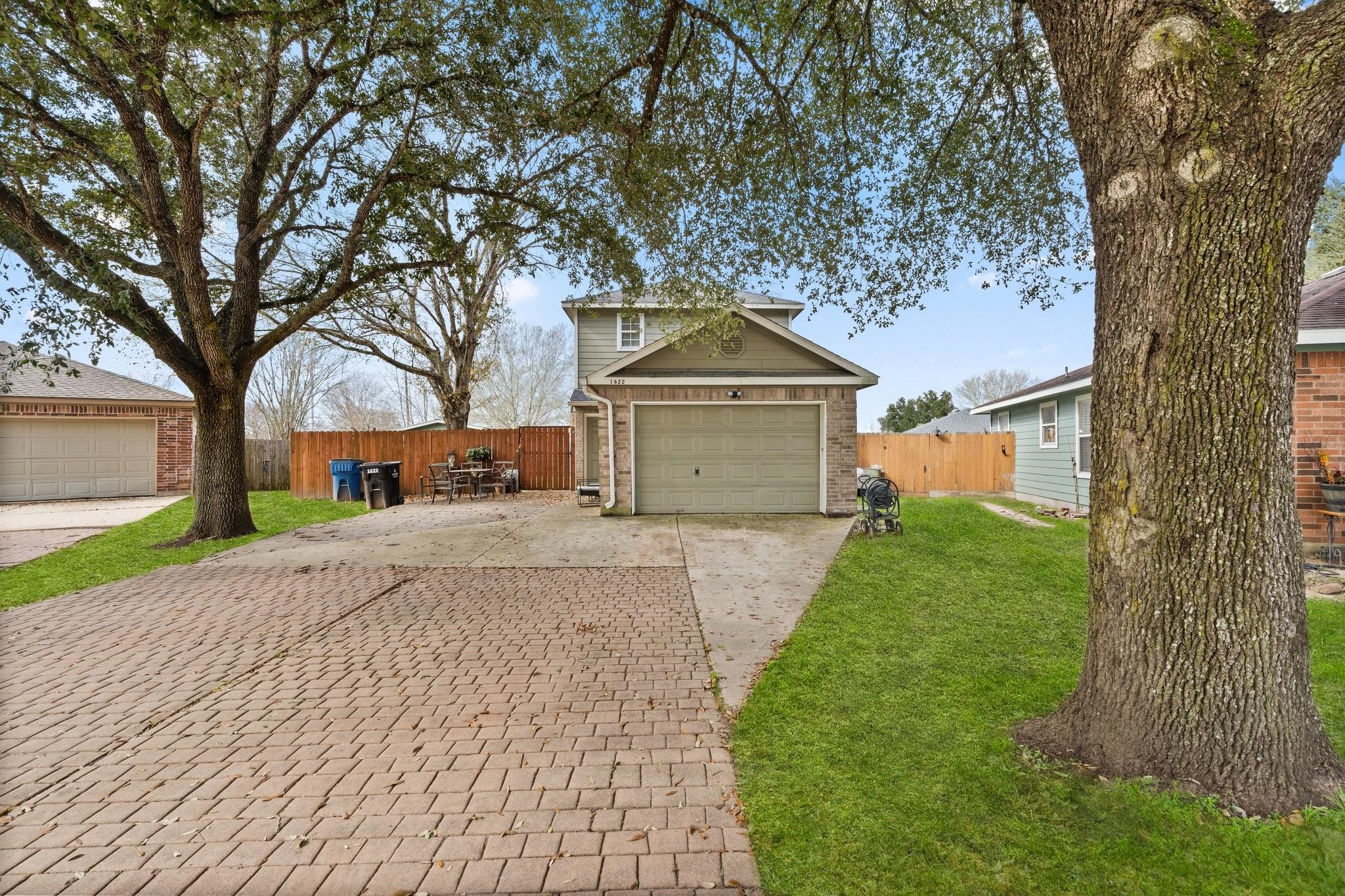 1622 Dove Run