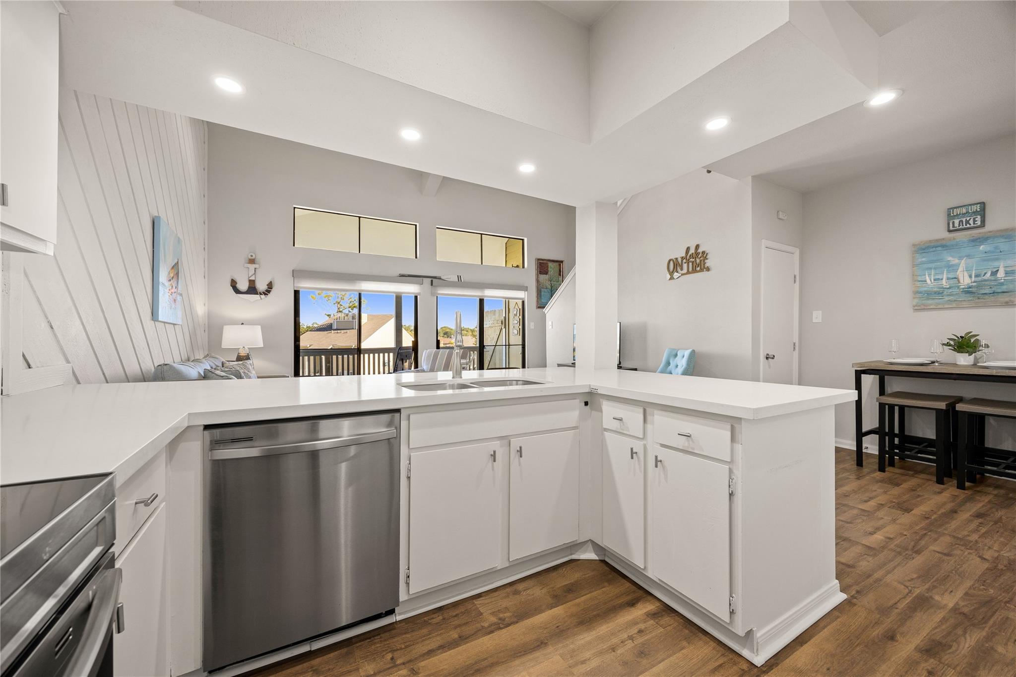 108 April Point Drive S