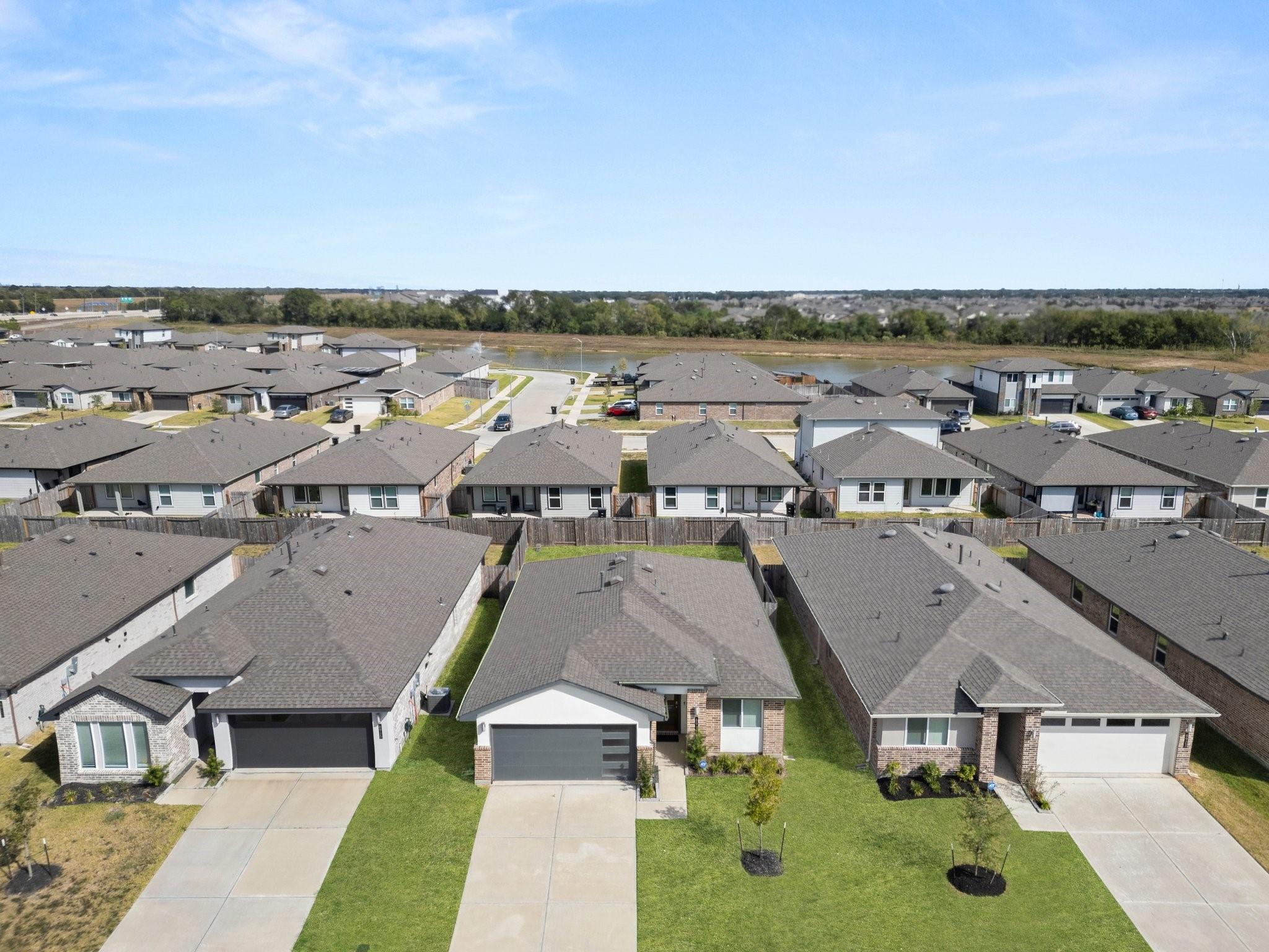 6919 Fleetwood Crescent Way