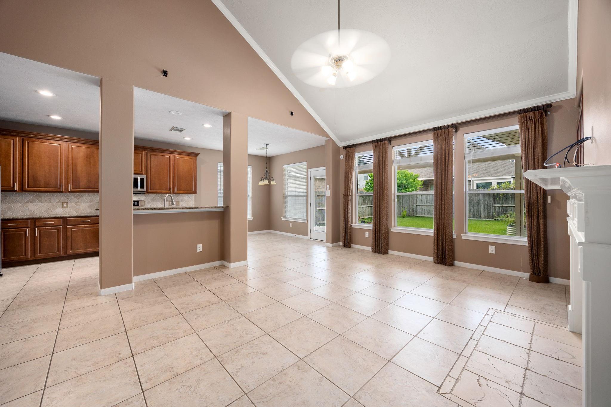 4526 Countrypines Drive