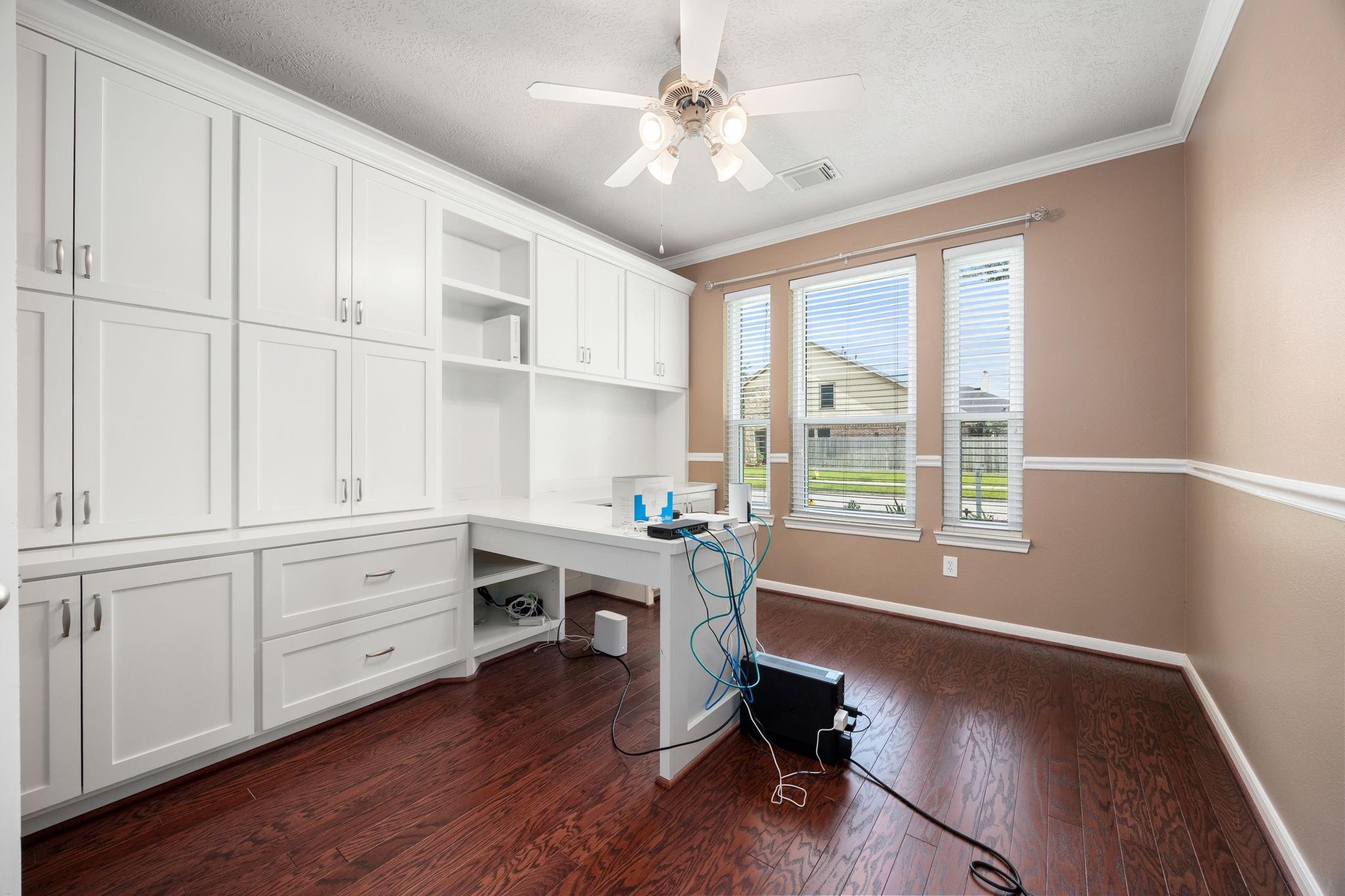 4526 Countrypines Drive