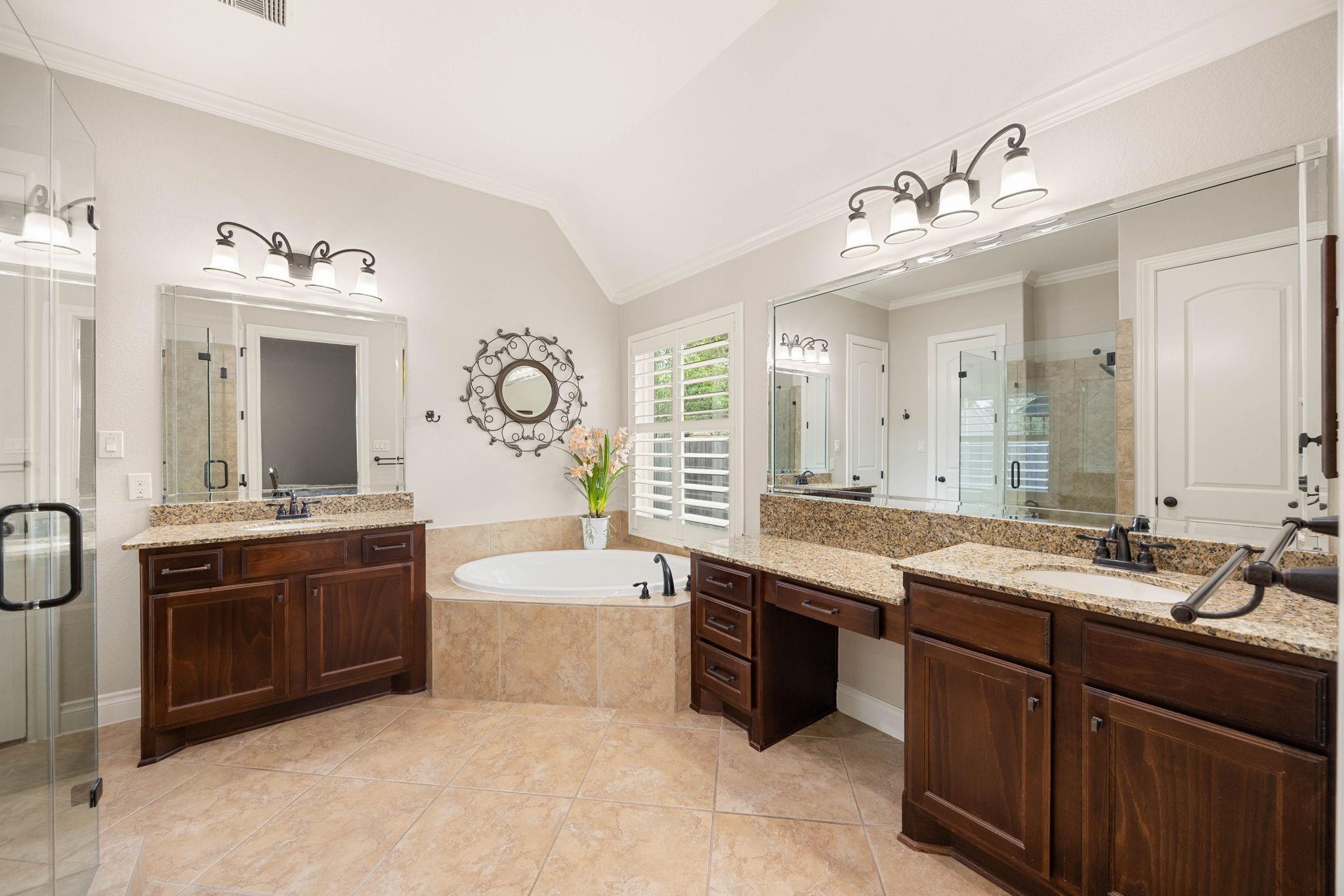 2203 Draycutt Drive
