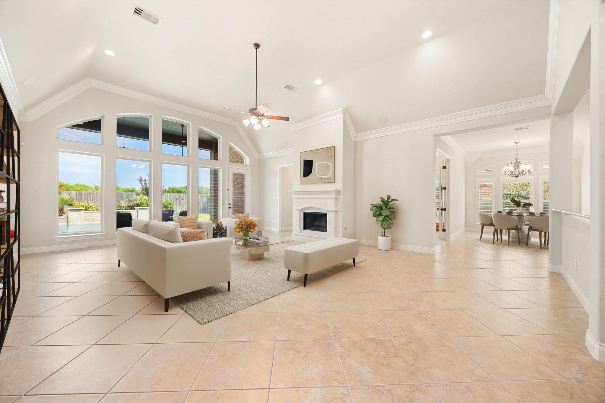 2203 Draycutt Drive