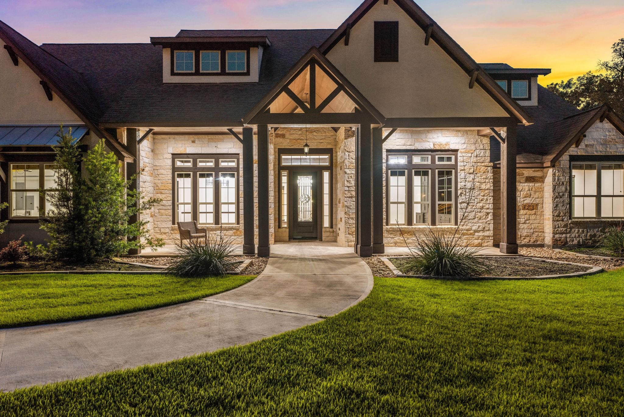 8989 Stone Oak Drive