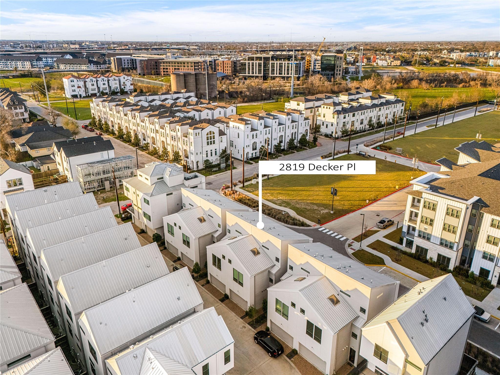 2819 Decker Place