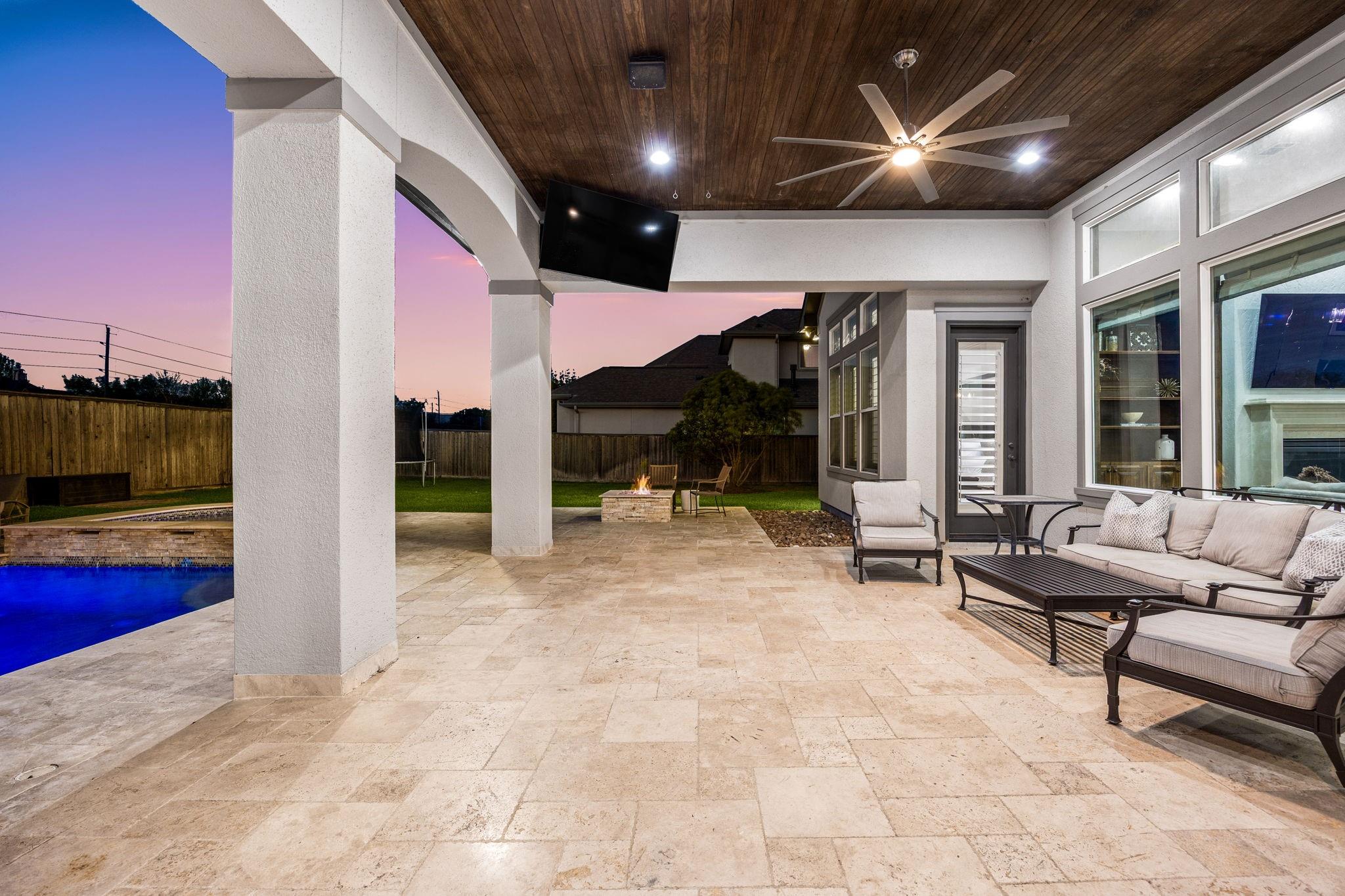 914 Cross Hollow Lane