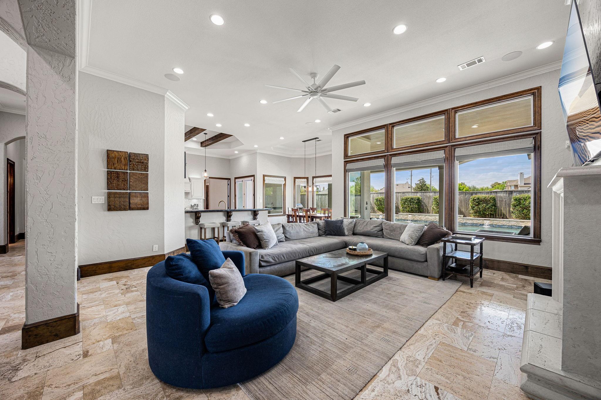 914 Cross Hollow Lane