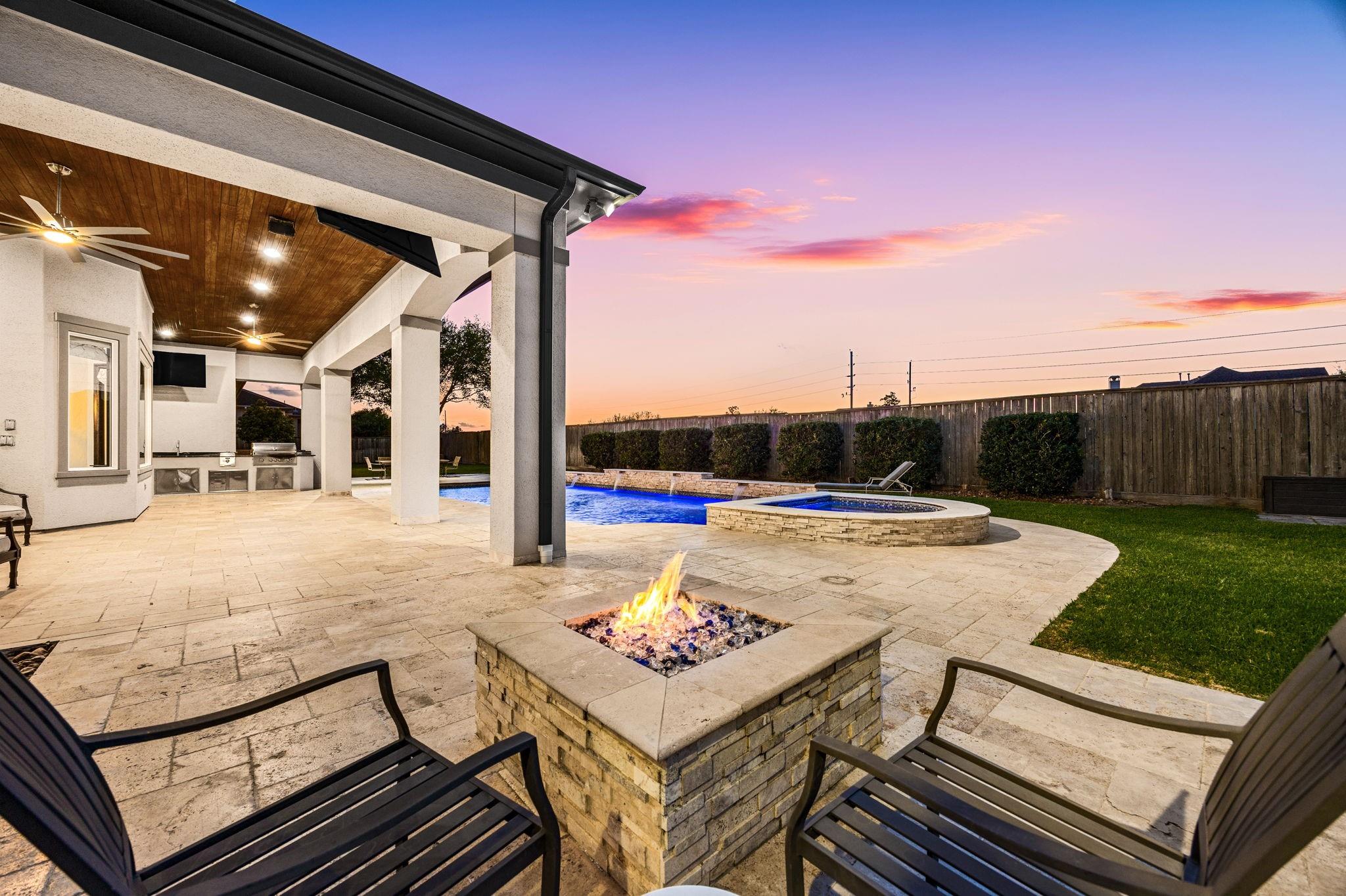 914 Cross Hollow Lane