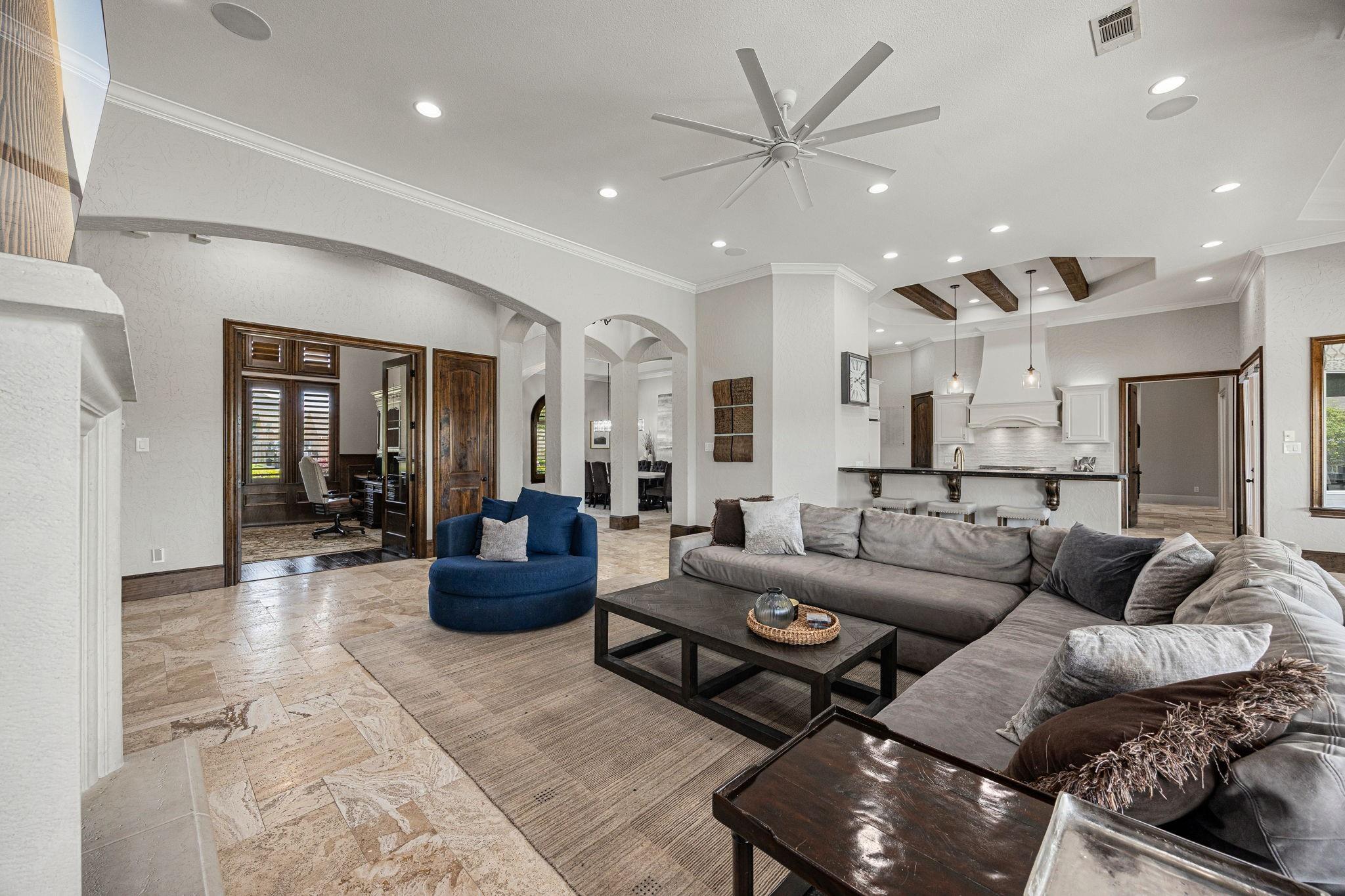 914 Cross Hollow Lane