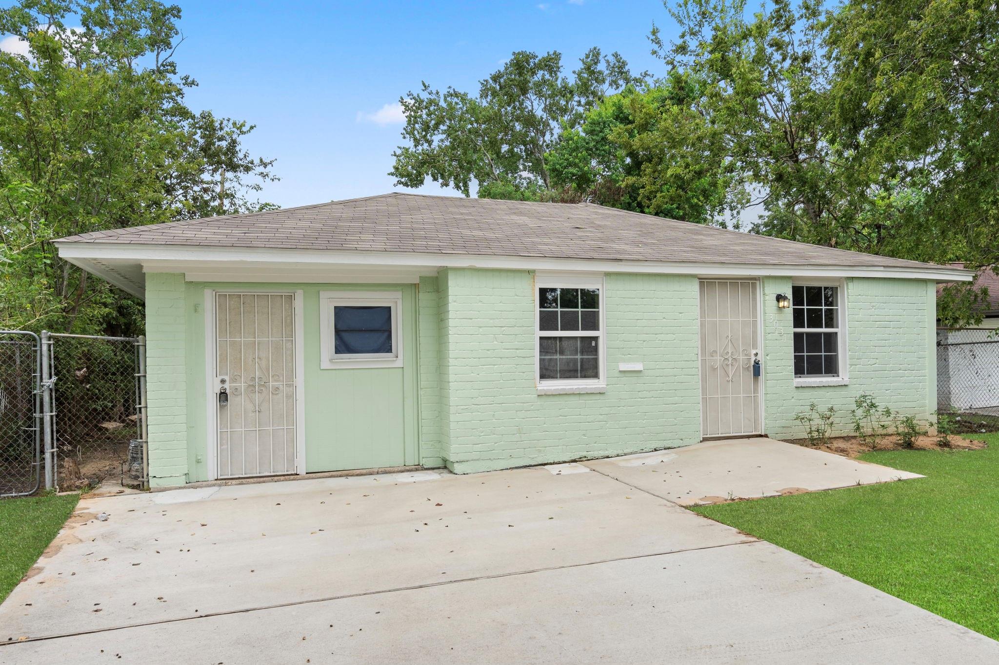 3031 Friar Point Road