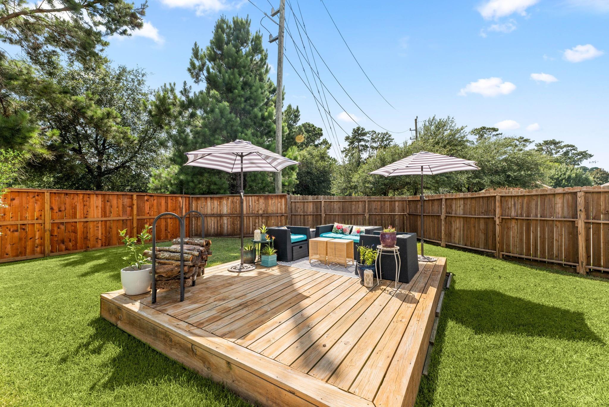 23411 W Pine Ivy Lane