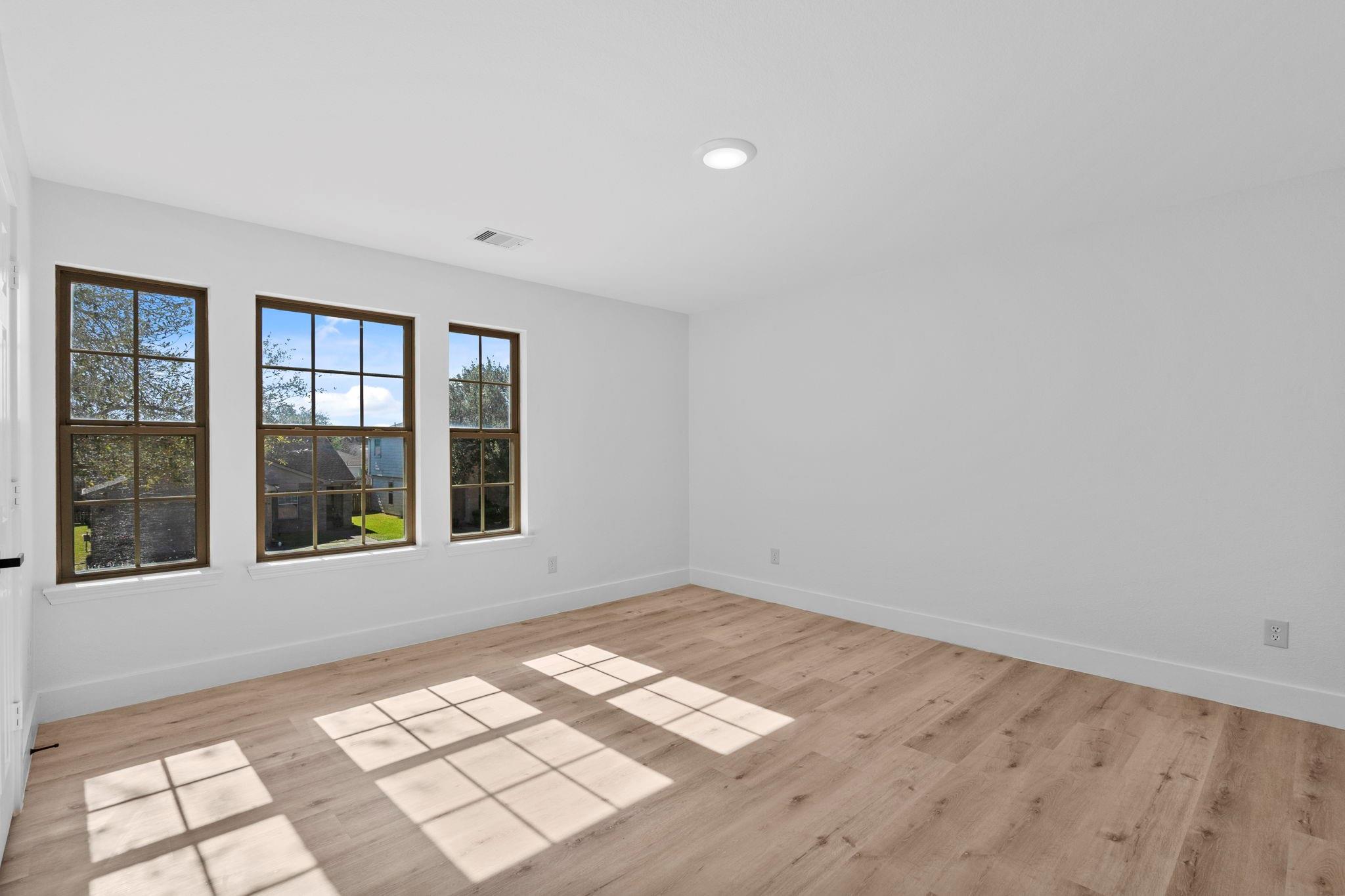 15322 Lynford Crest Drive