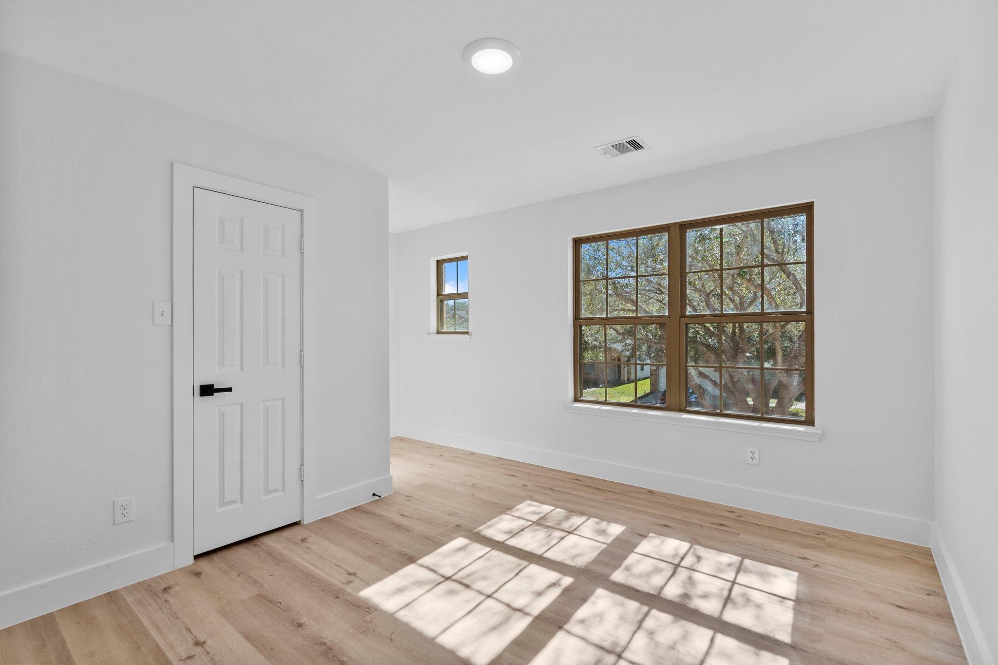 15322 Lynford Crest Drive