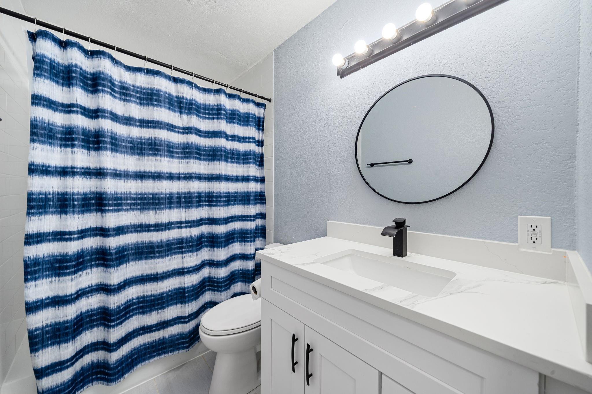 1117 & 1119 1st Ave N