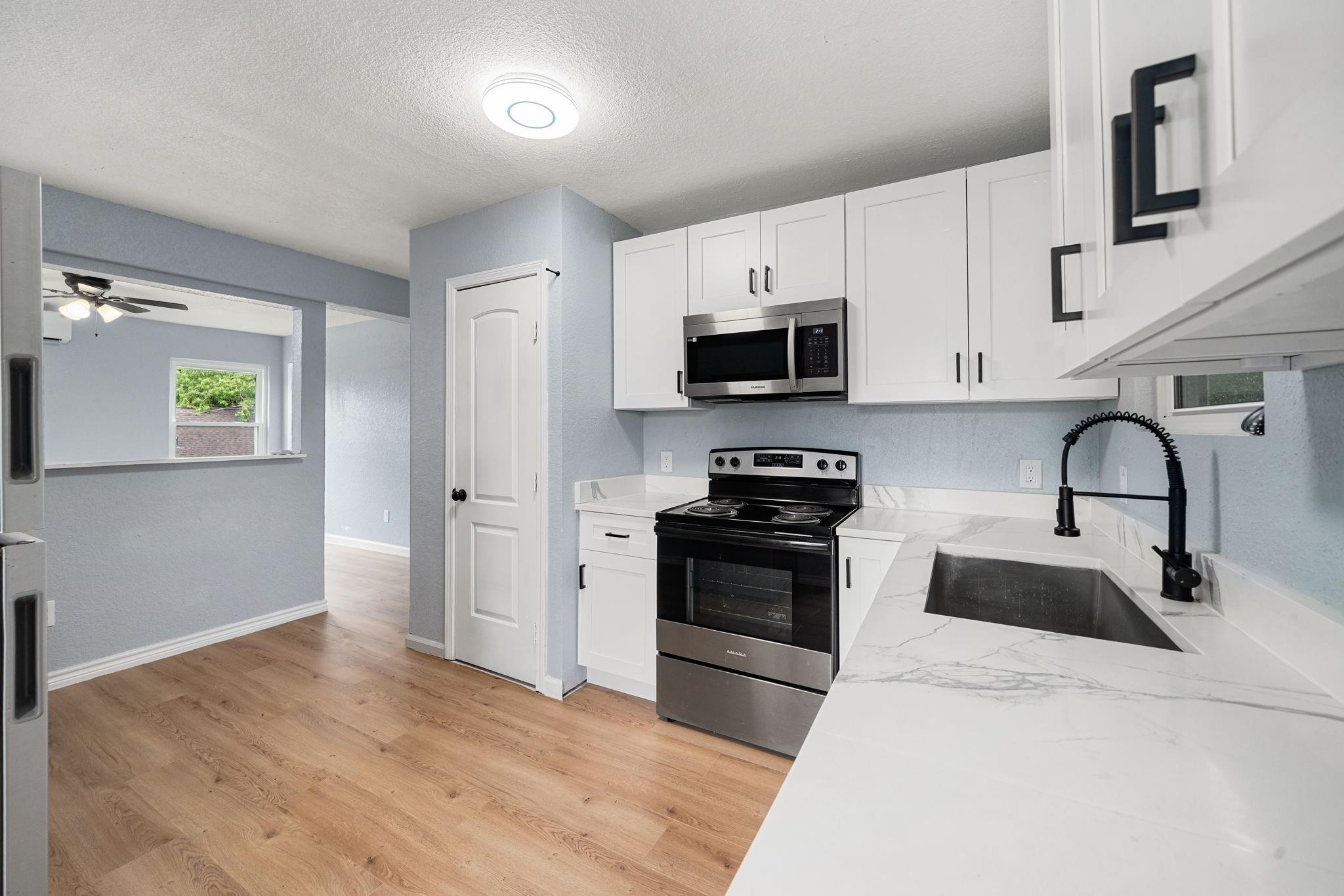 1117 & 1119 1st Ave N