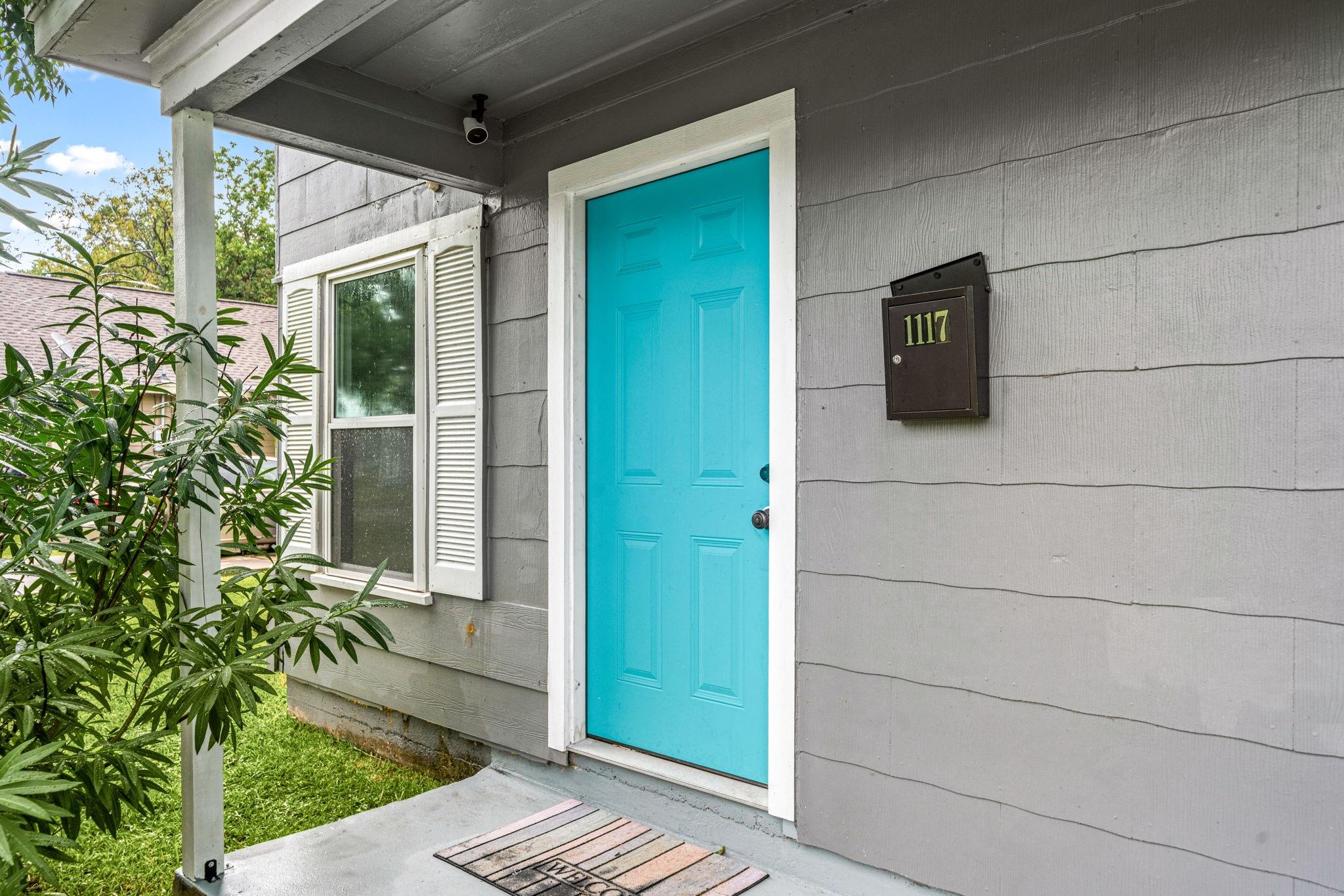 1117 & 1119 1st Ave N