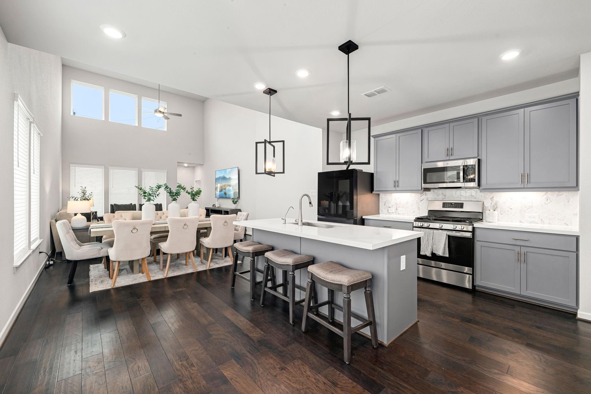 21867 Fitzroy Manor Lane