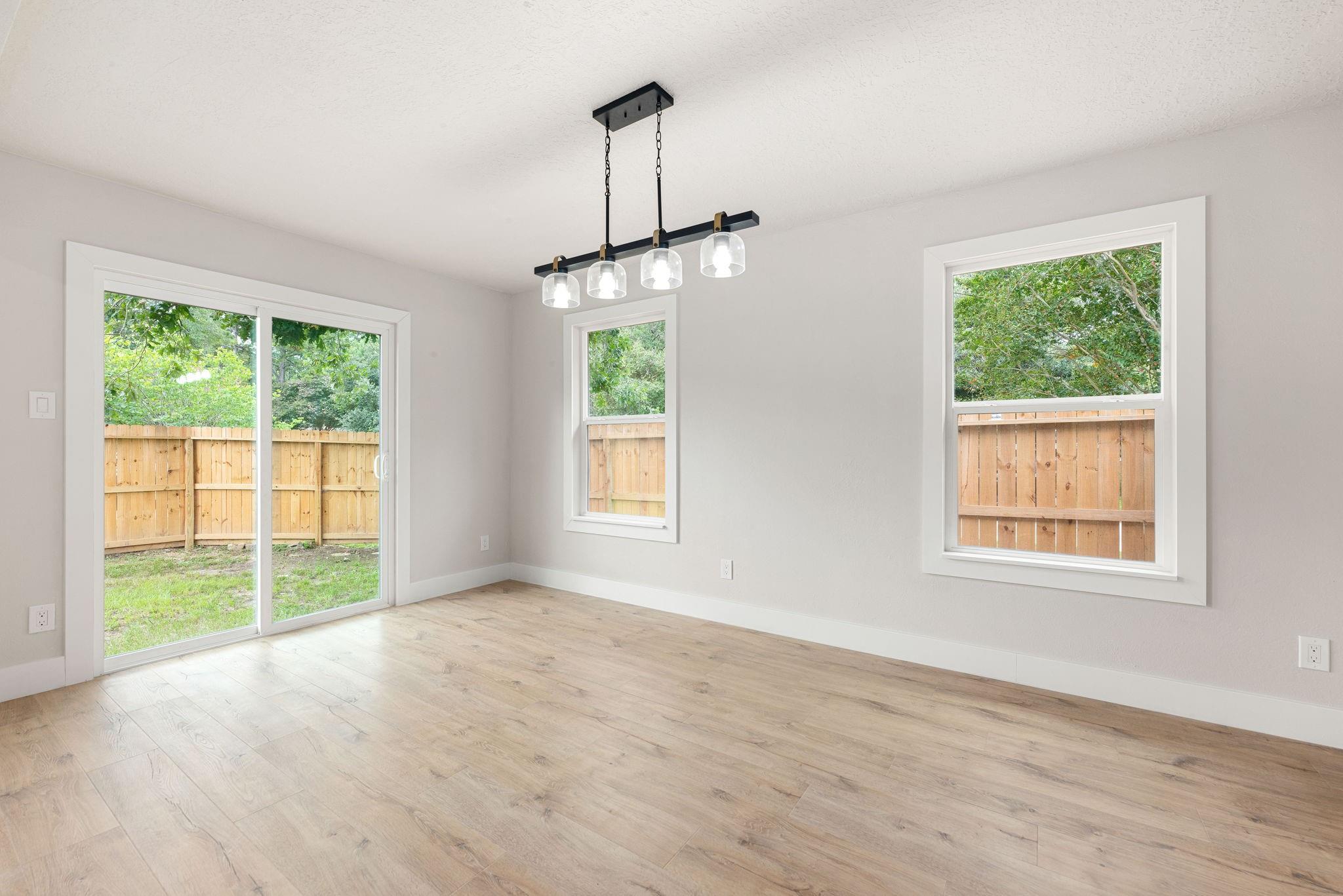 90 W High Oaks Circle