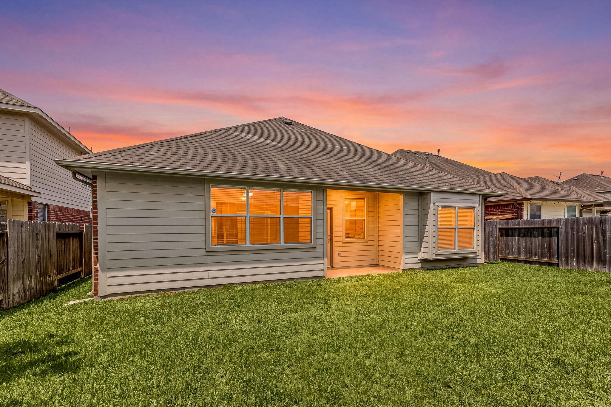 2911 Empire Oaks Lane