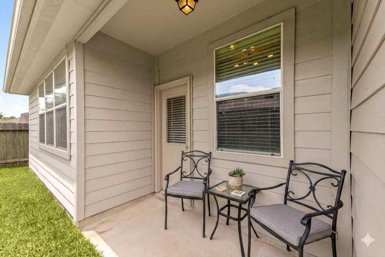 2911 Empire Oaks Lane