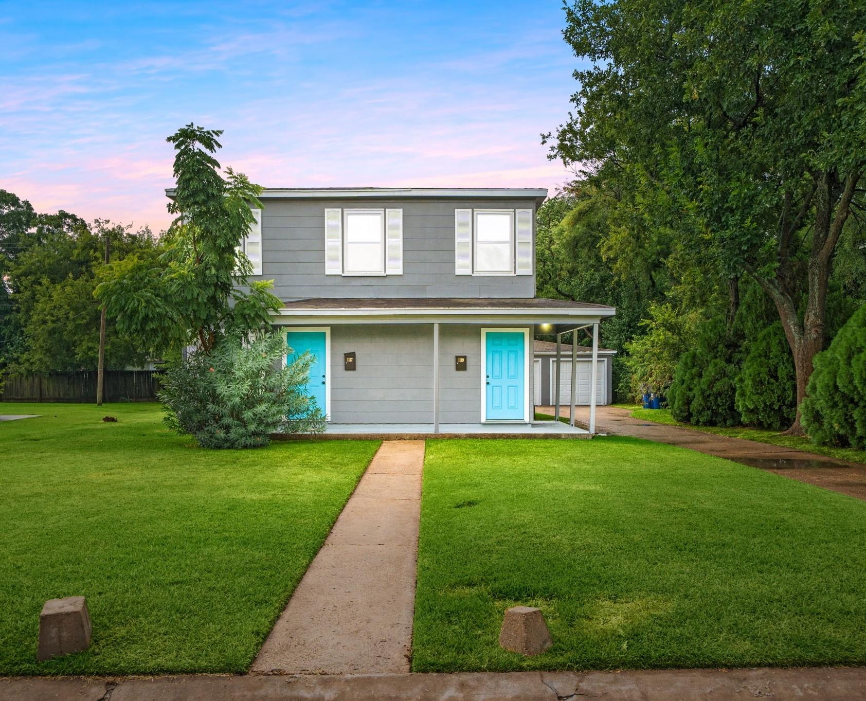 1117 & 1119 1st Ave N, Texas City