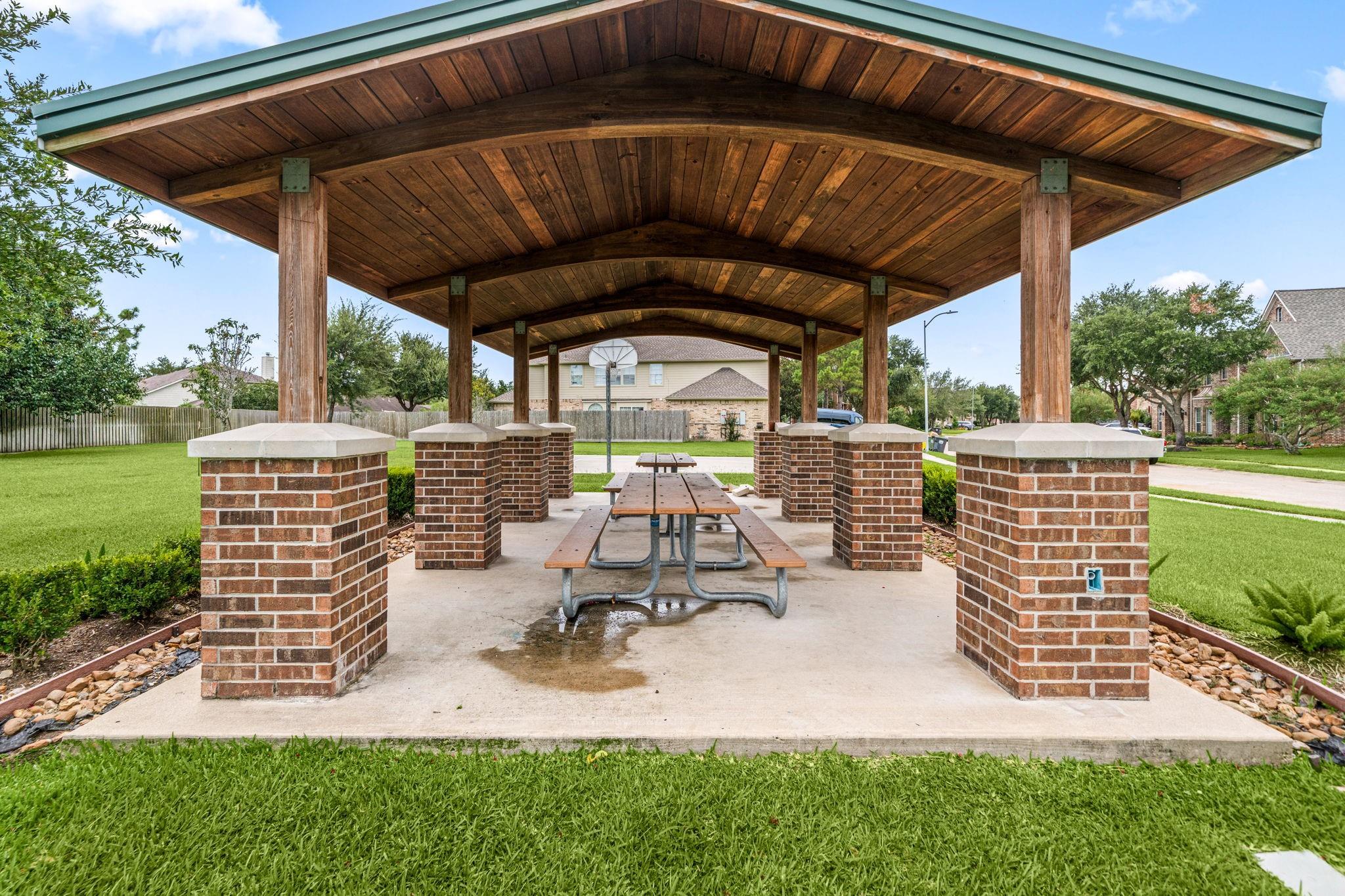 1117 & 1119 1st Ave N, Texas City