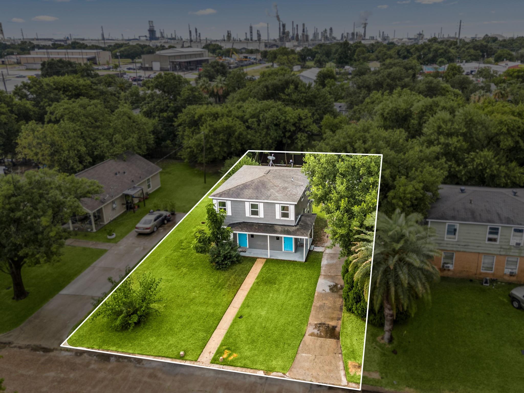 1117 & 1119 1st Ave N, Texas City