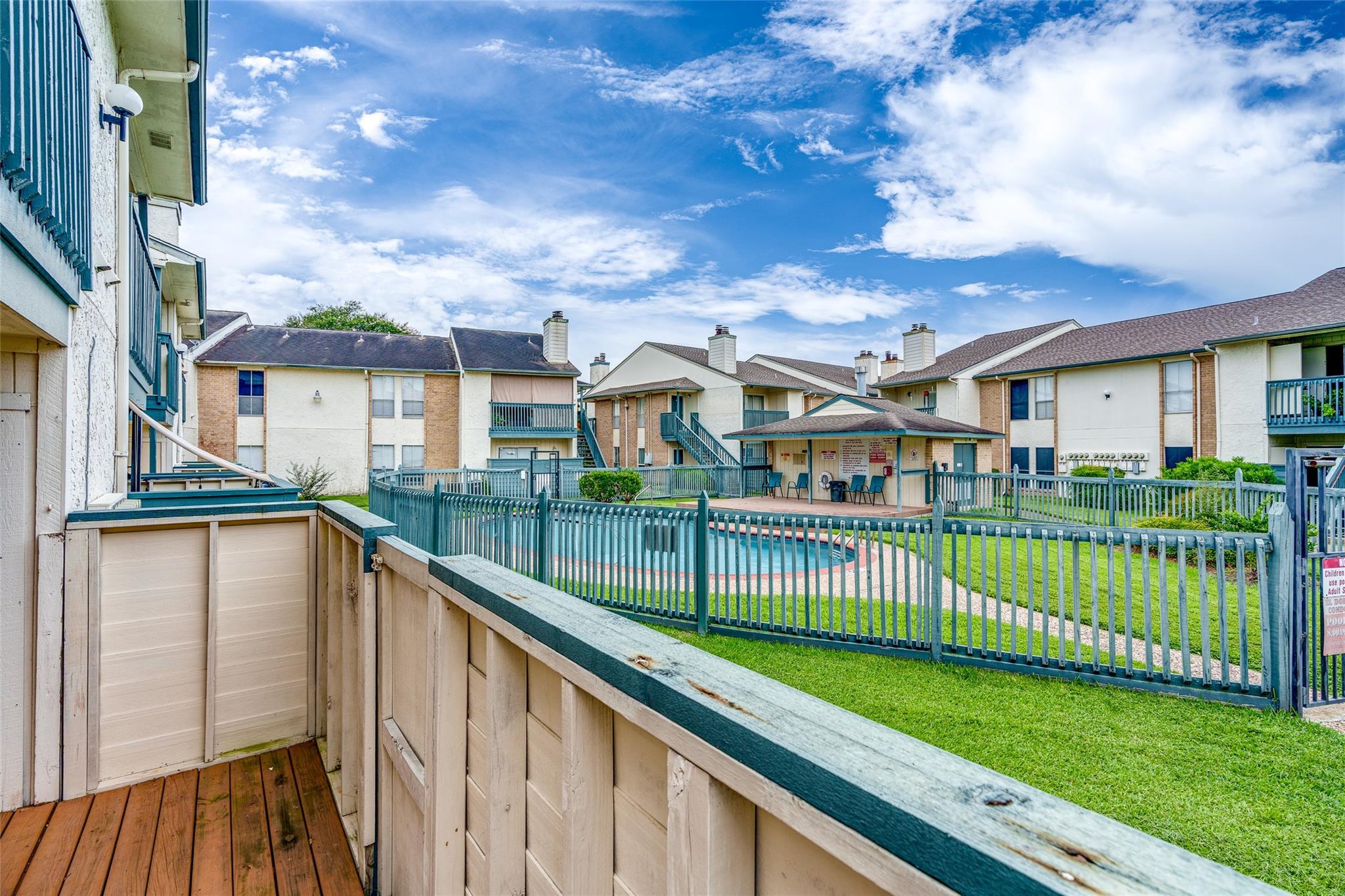 250 El Dorado Boulevard # 283