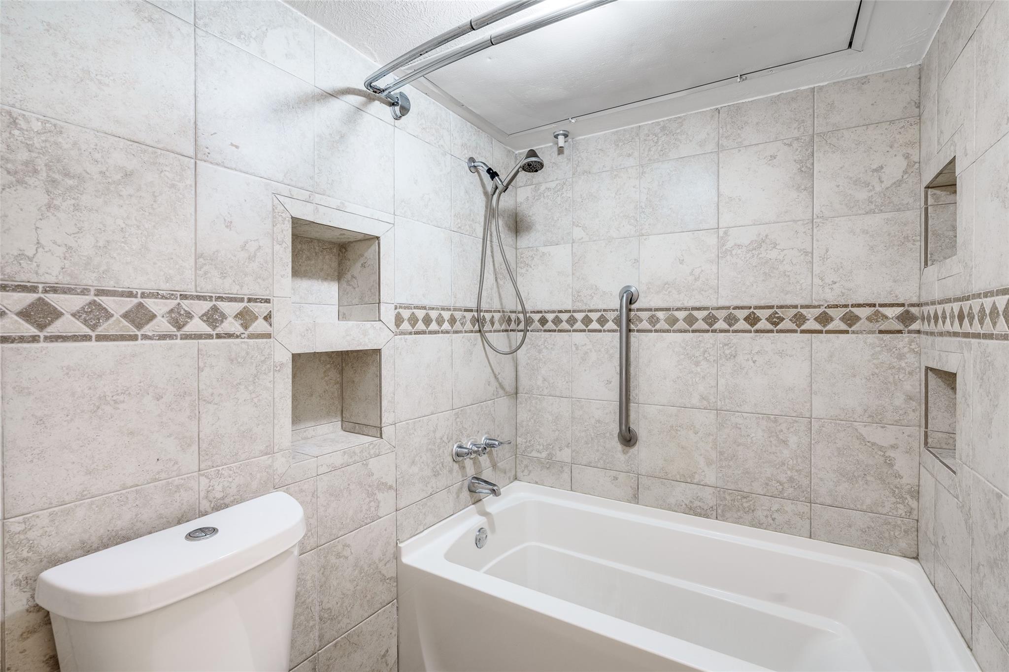 250 El Dorado Boulevard # 283