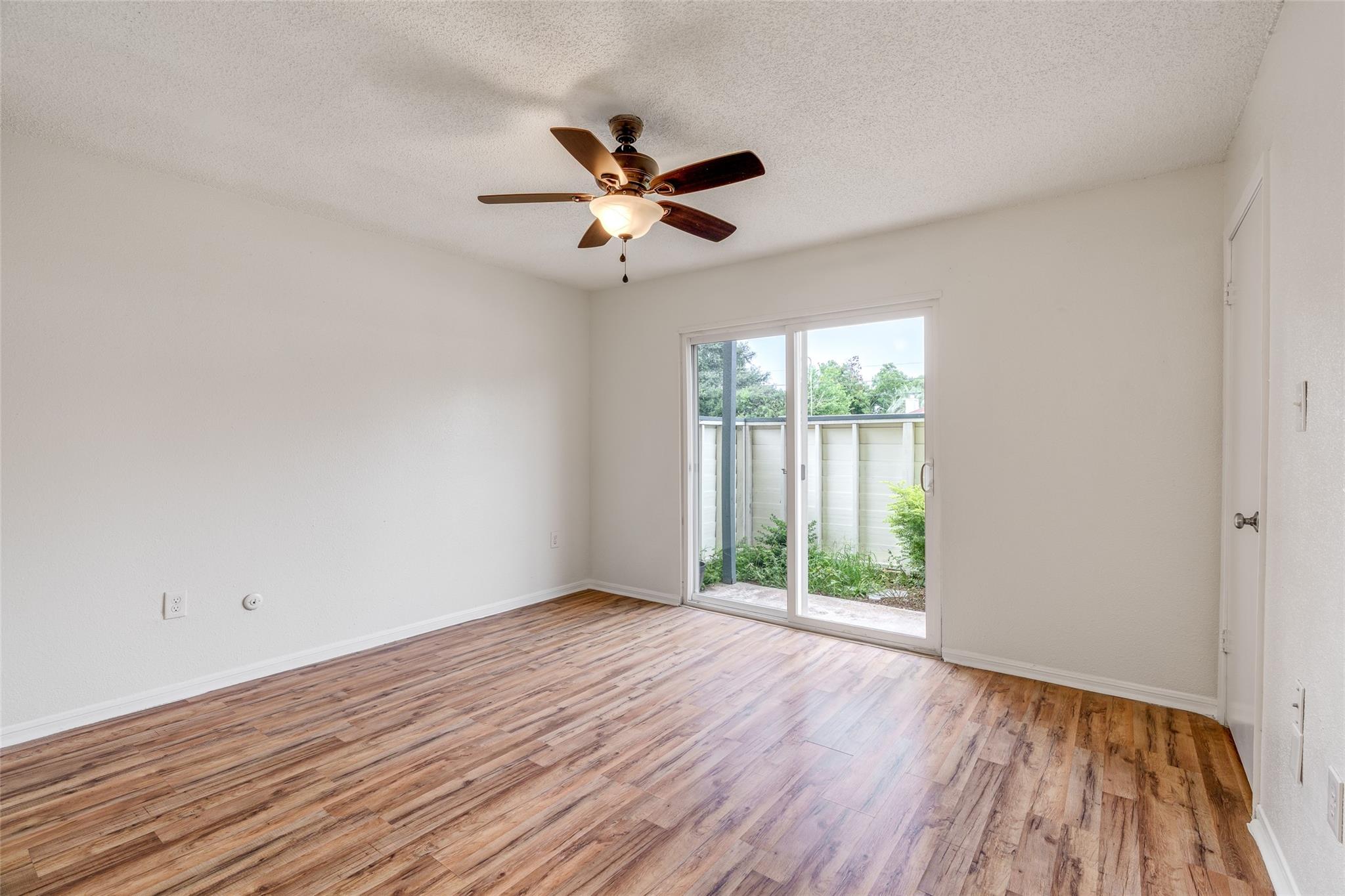 250 El Dorado Boulevard # 283