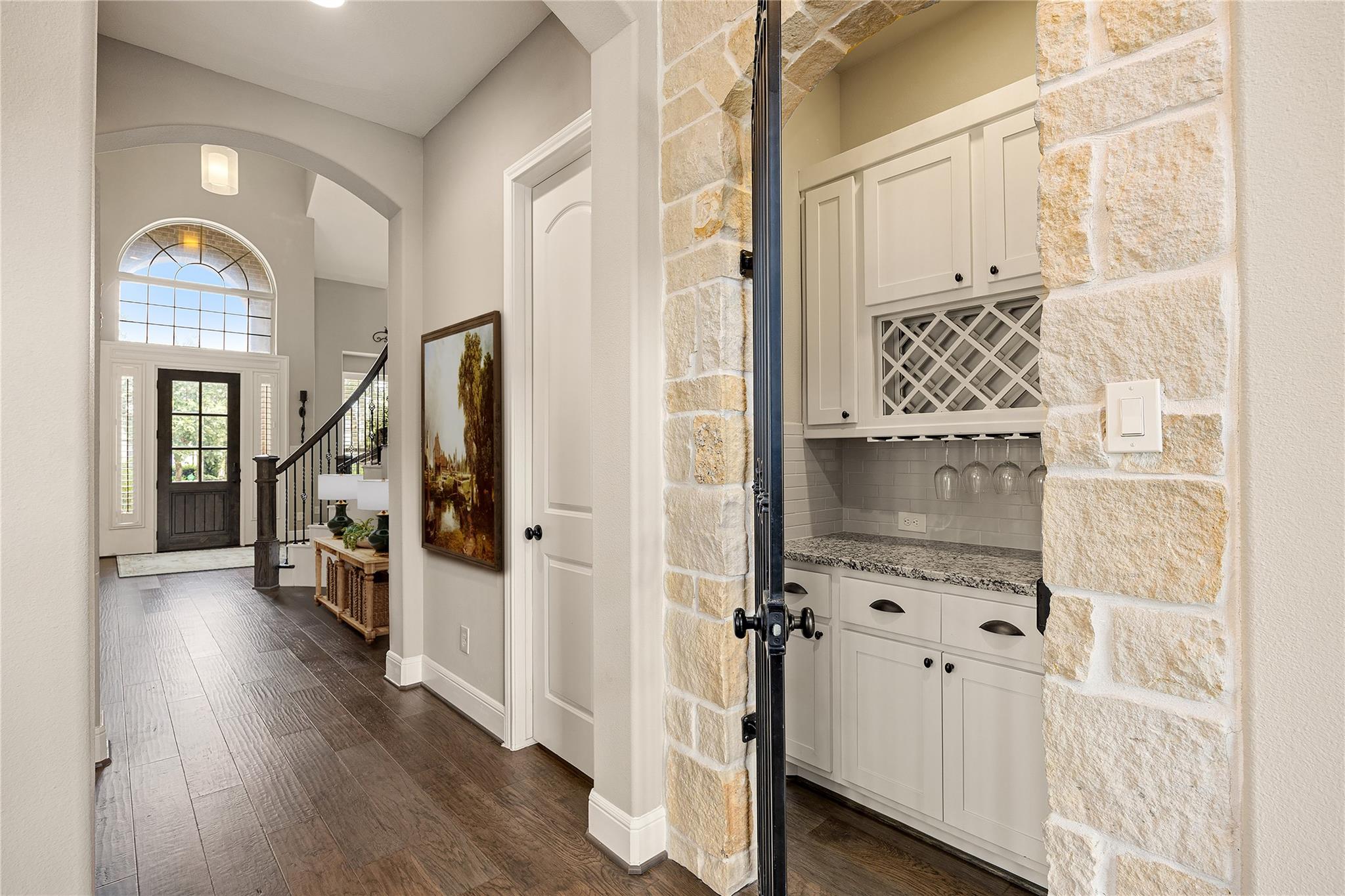 7106 Prairie Grass Lane