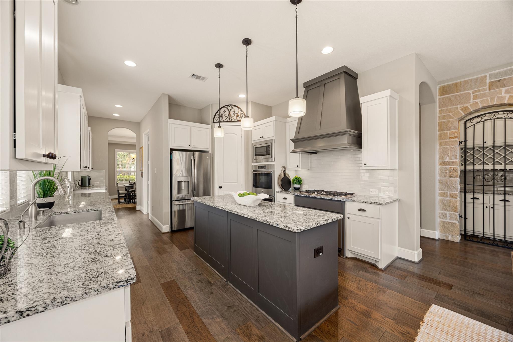 7106 Prairie Grass Lane