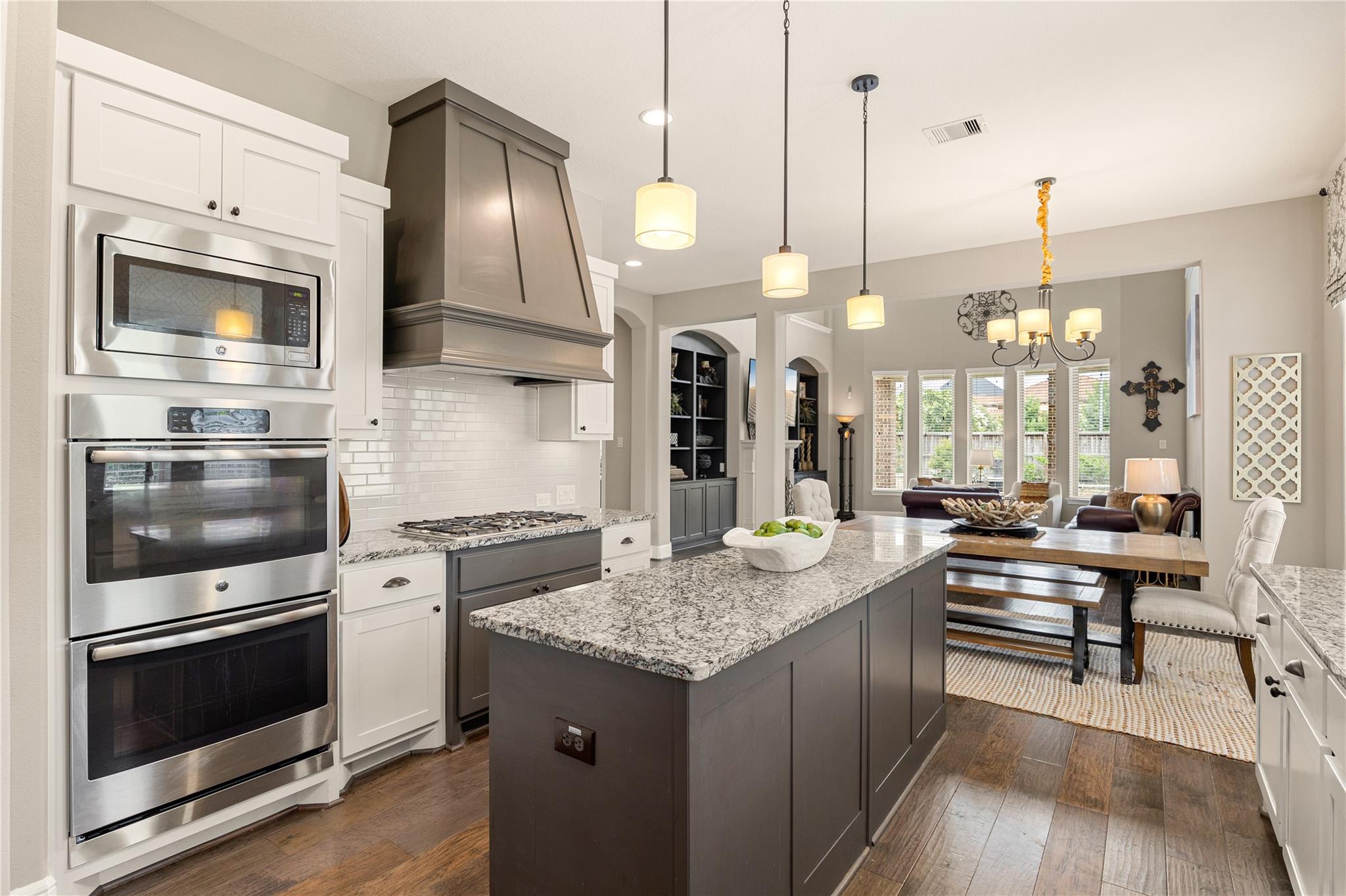 7106 Prairie Grass Lane