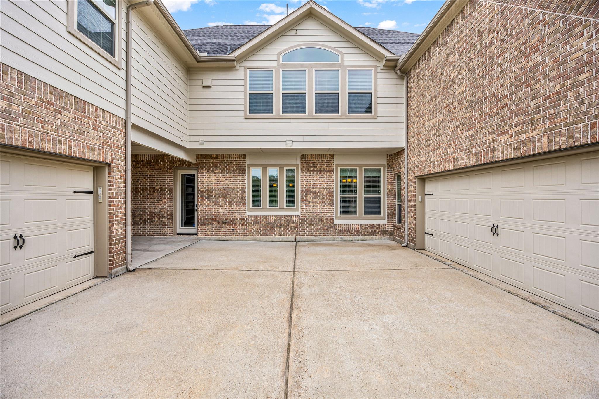 7106 Prairie Grass Lane