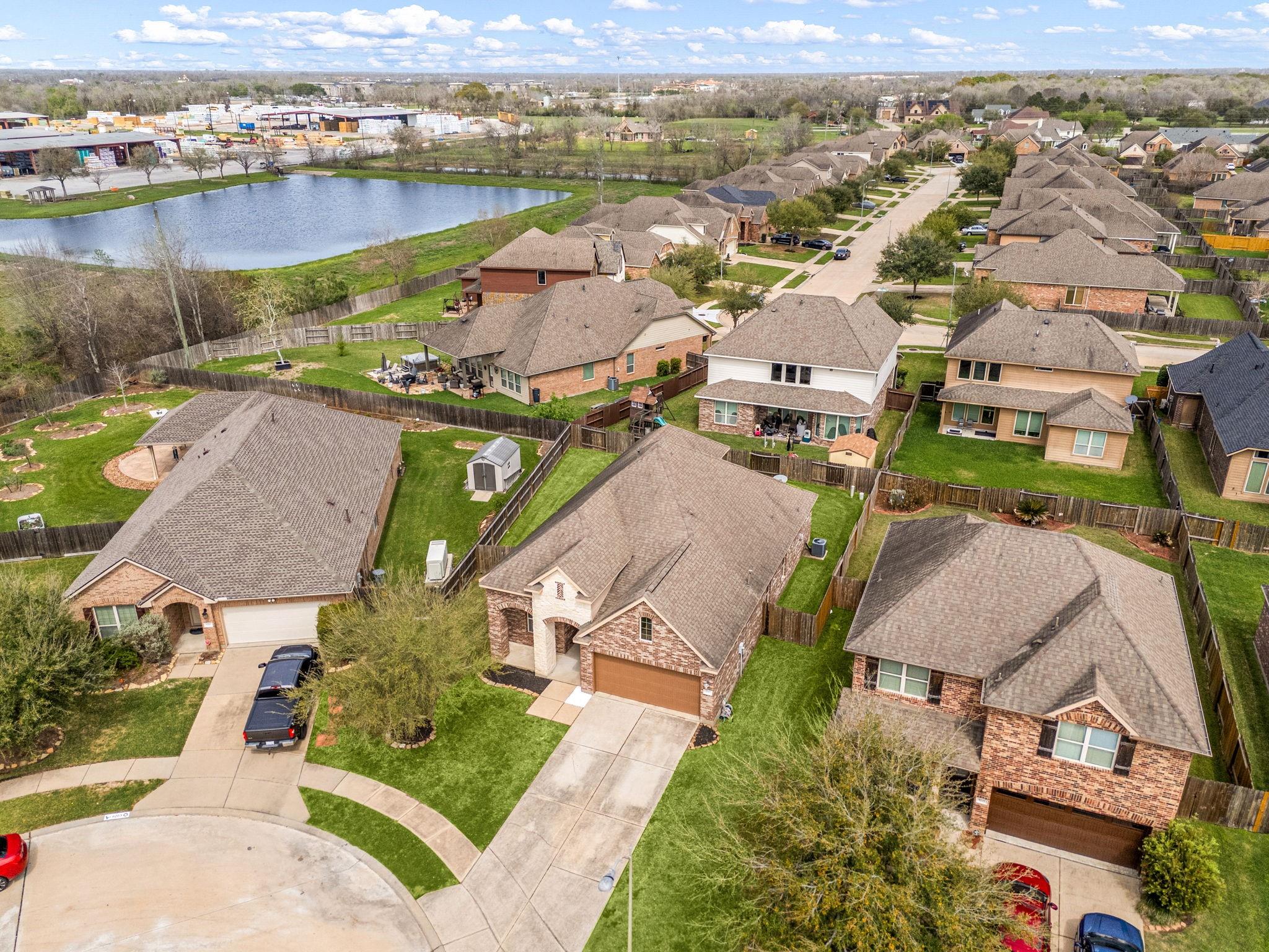 9207 Gilbert Hollow Drive