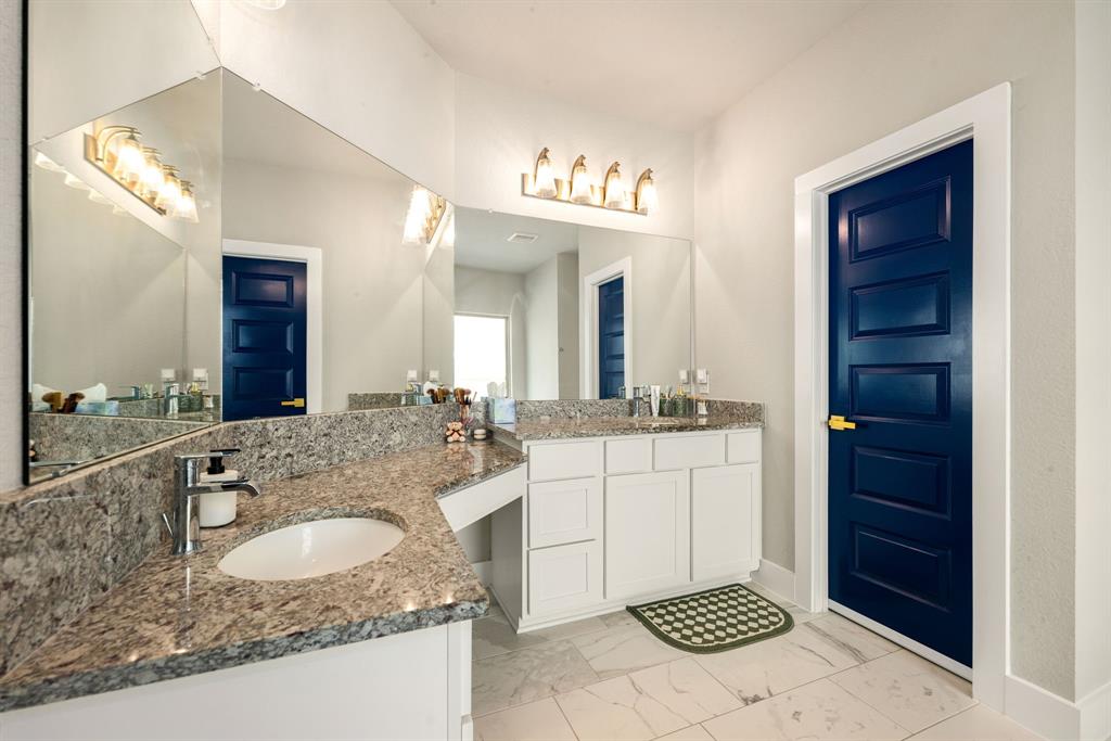 3323 Majestic Pine Lane