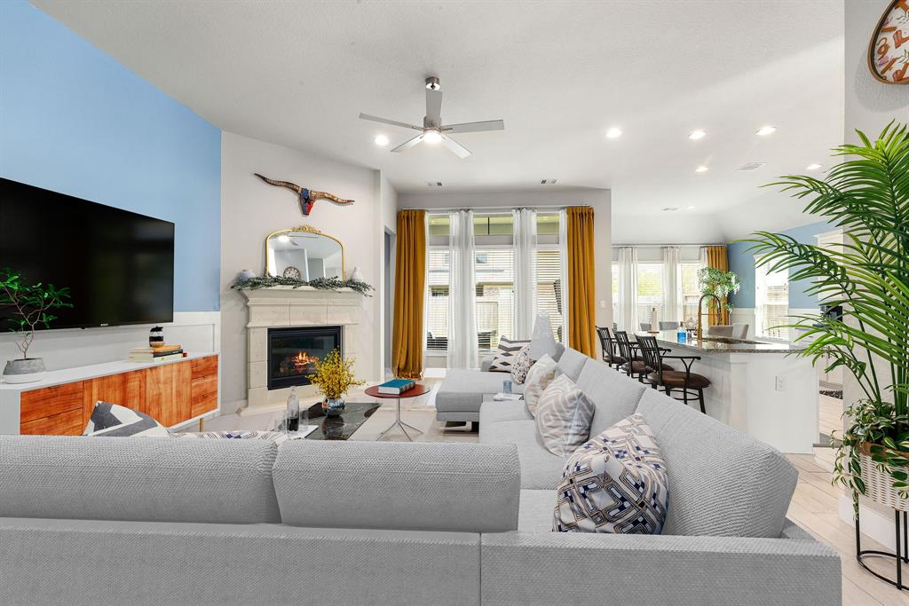 3323 Majestic Pine Lane