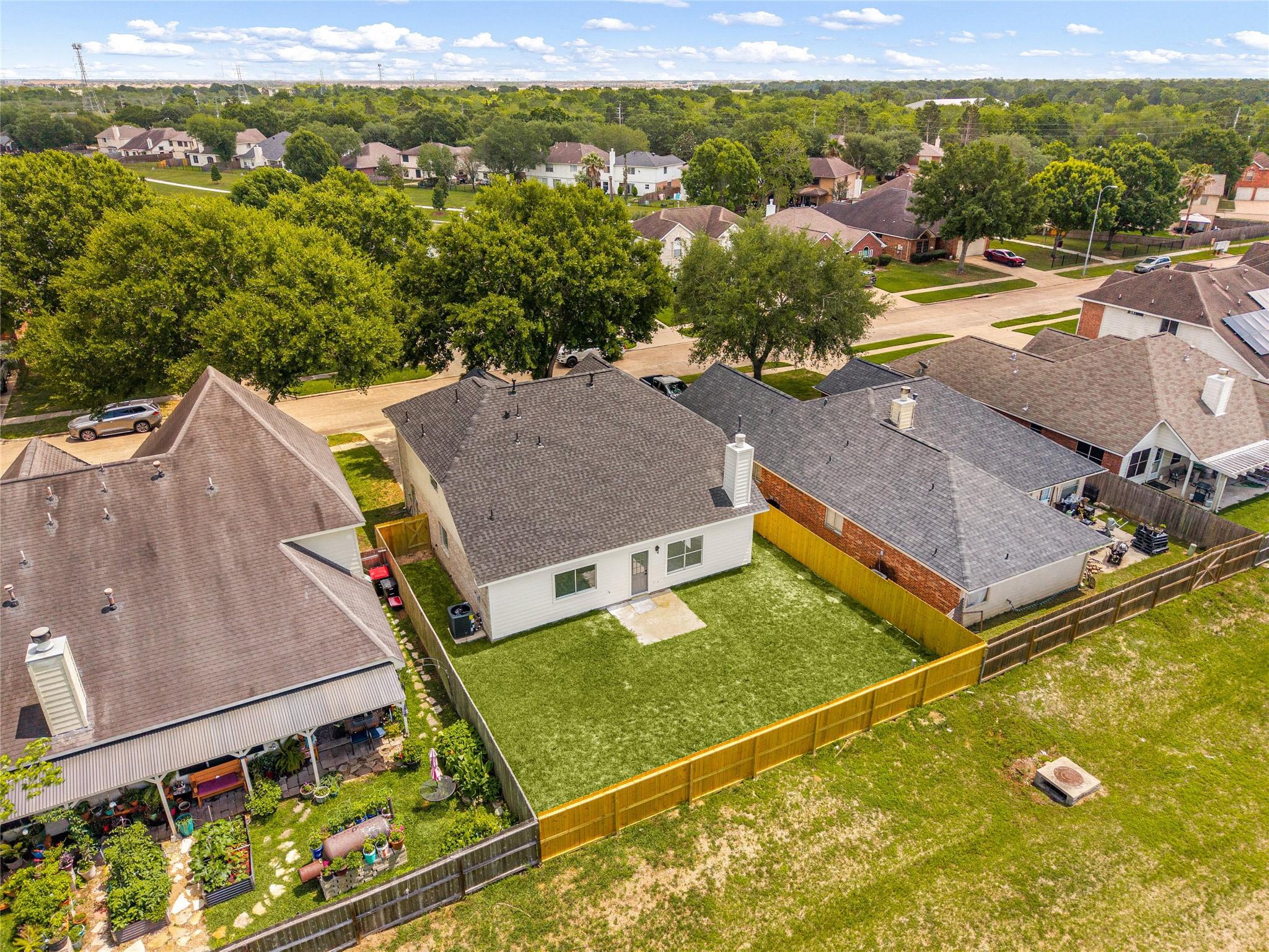 22743 W Waterlake Drive