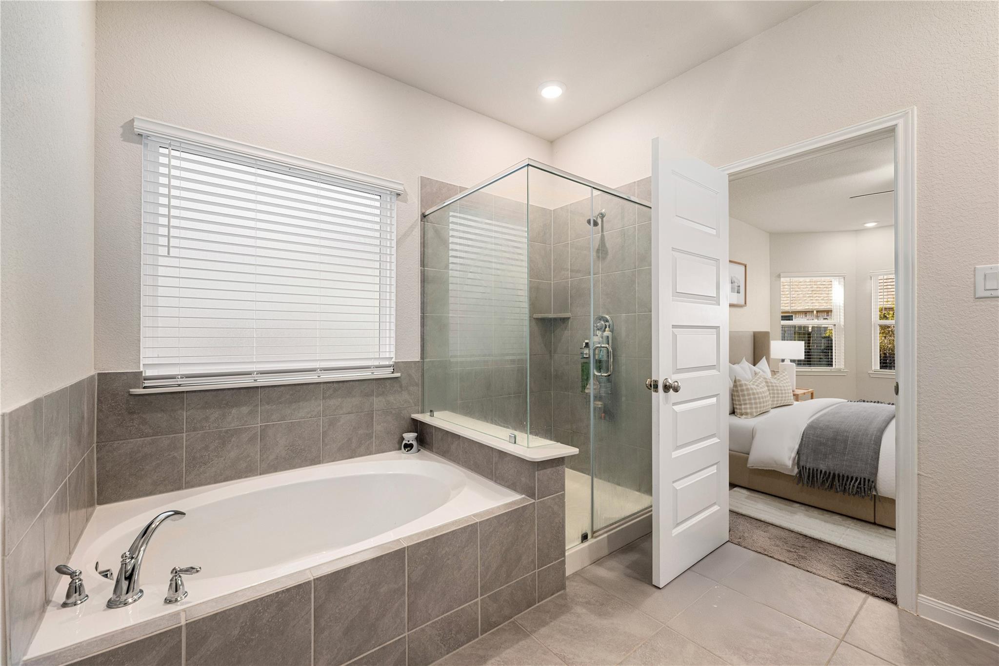 614 Ellwood Terrace Lane