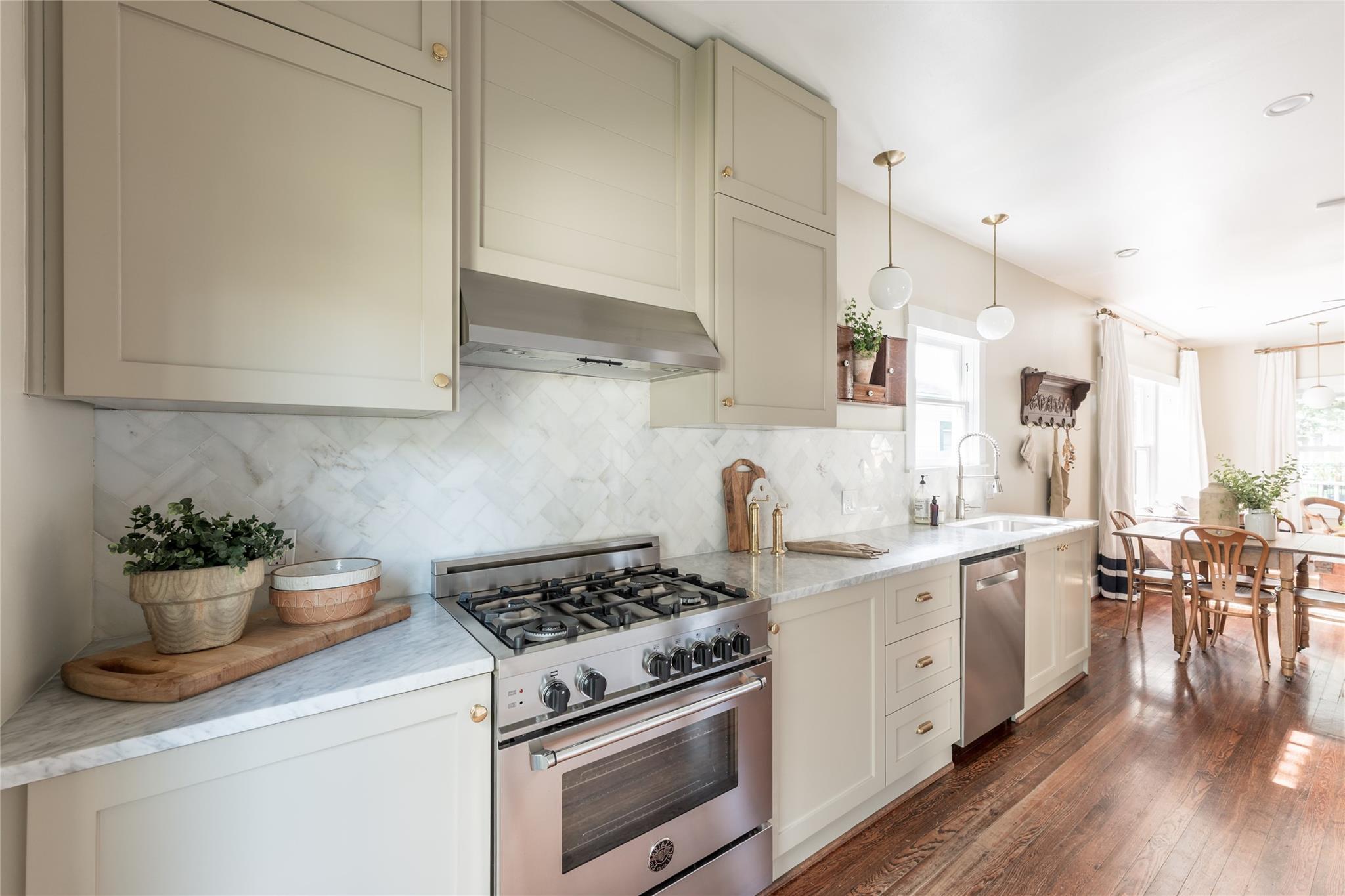 108 E 27th Street