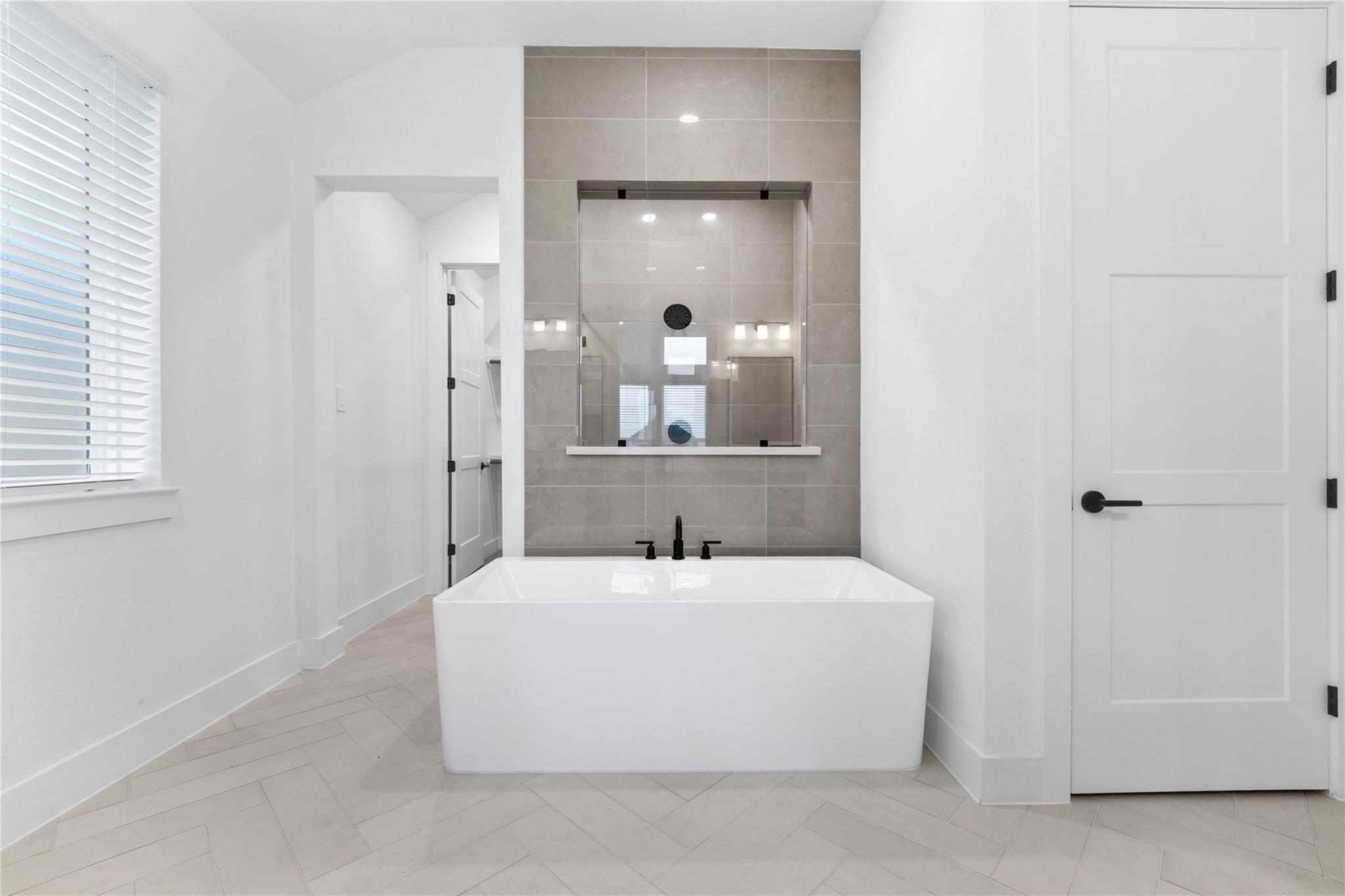 6522 Canary Knoll Court