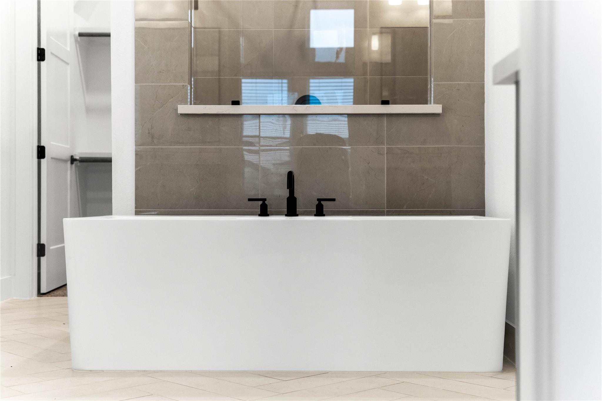 6522 Canary Knoll Court