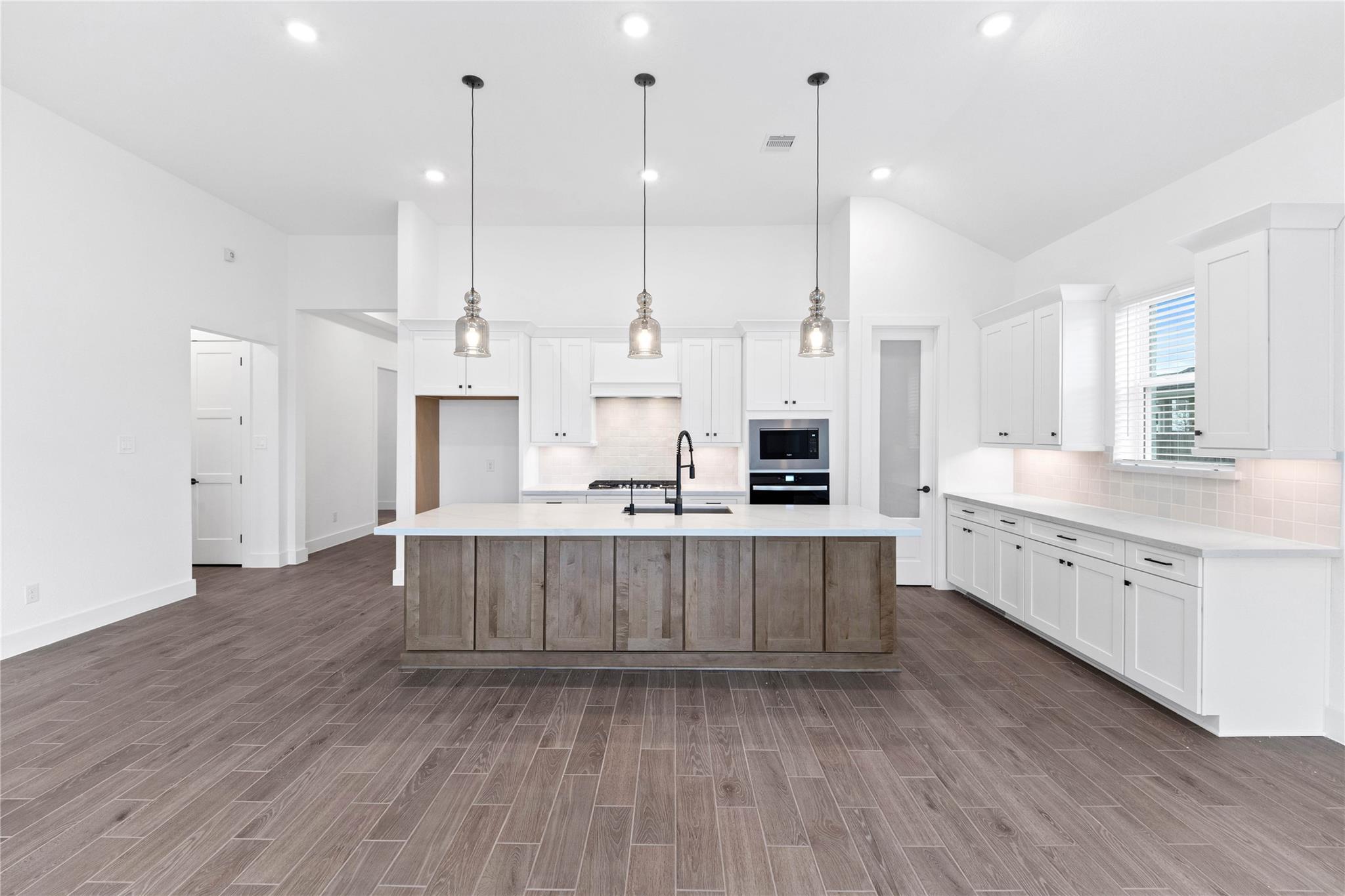 6522 Canary Knoll Court