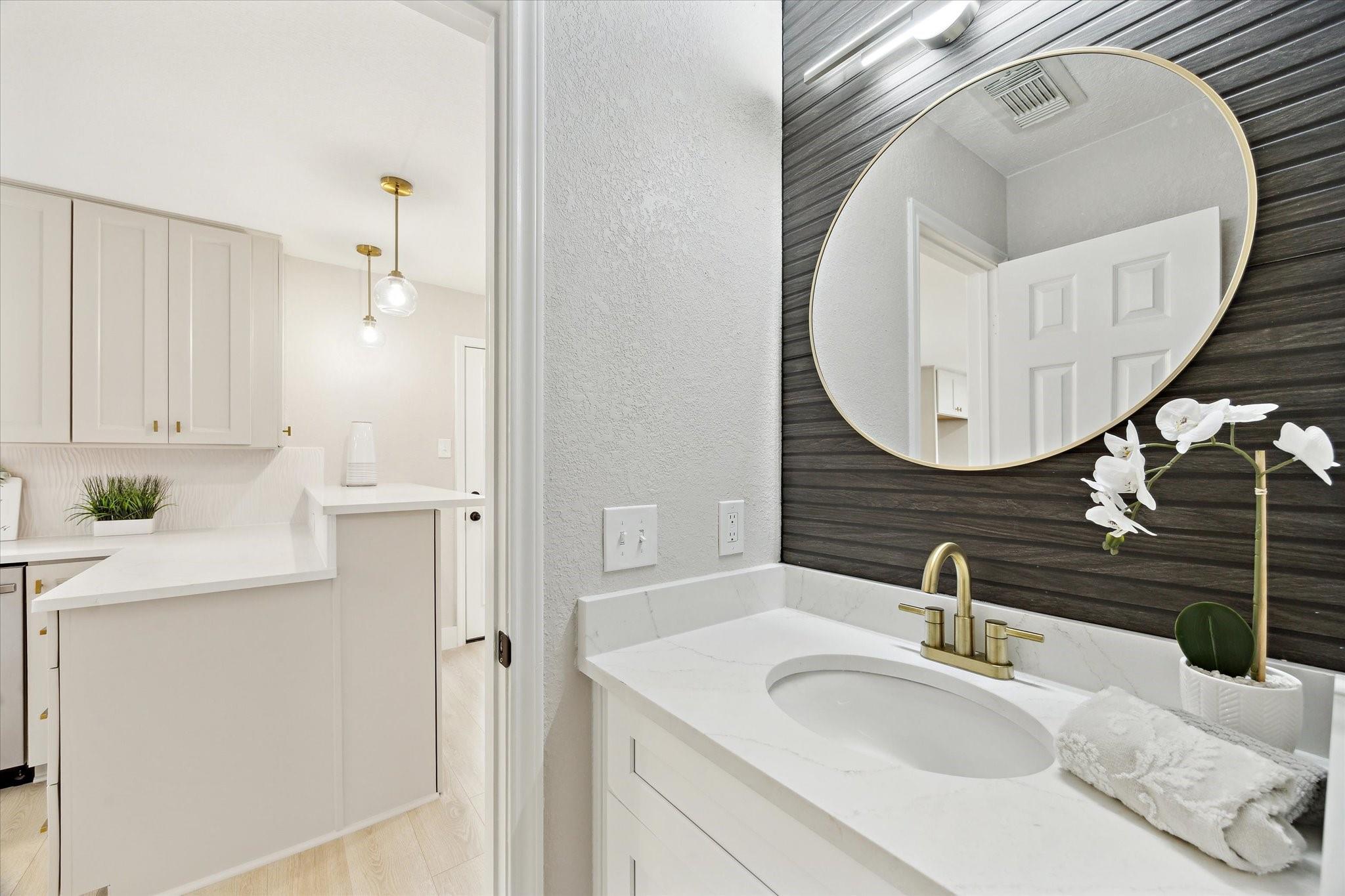7811 Ashwell Court