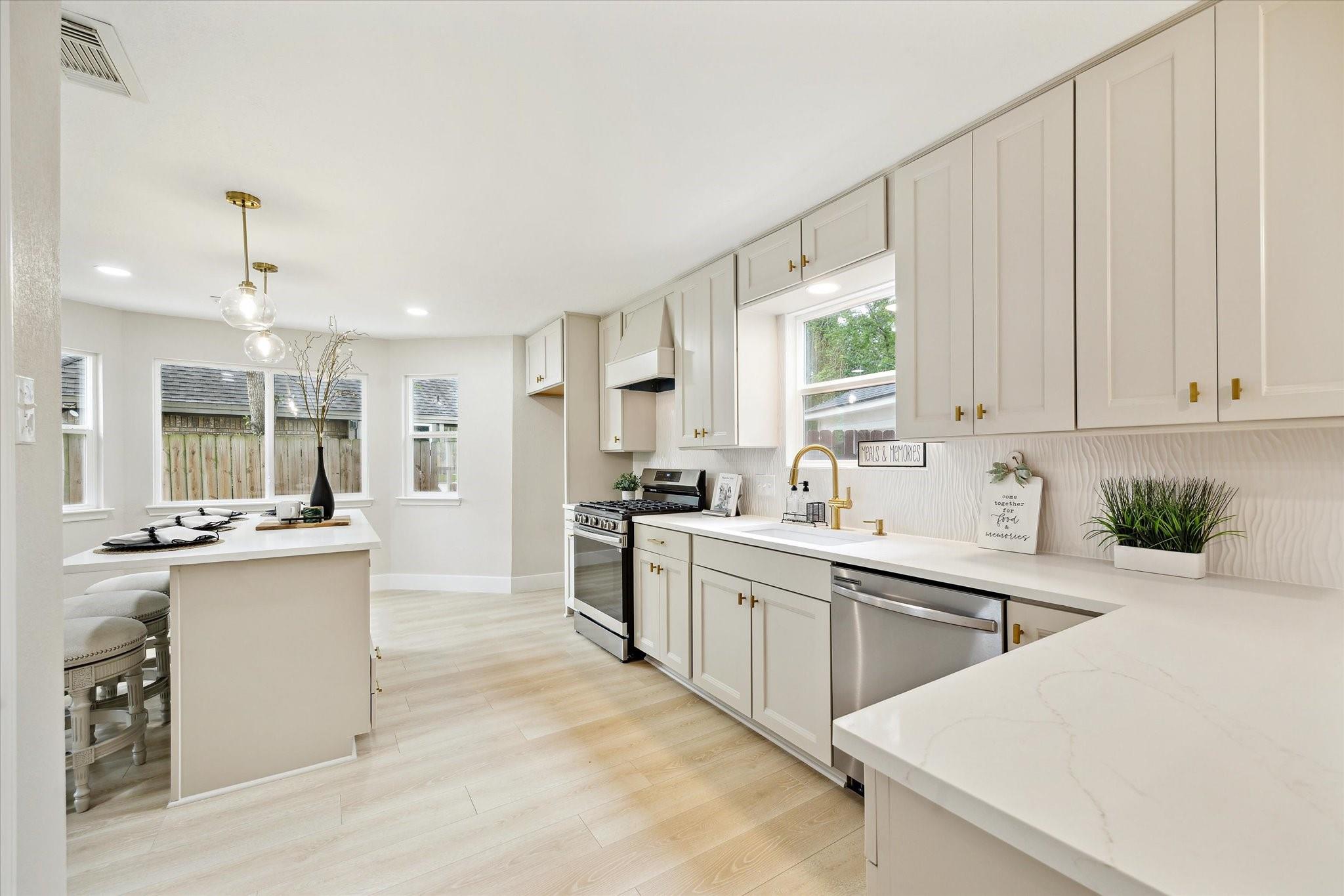 7811 Ashwell Court
