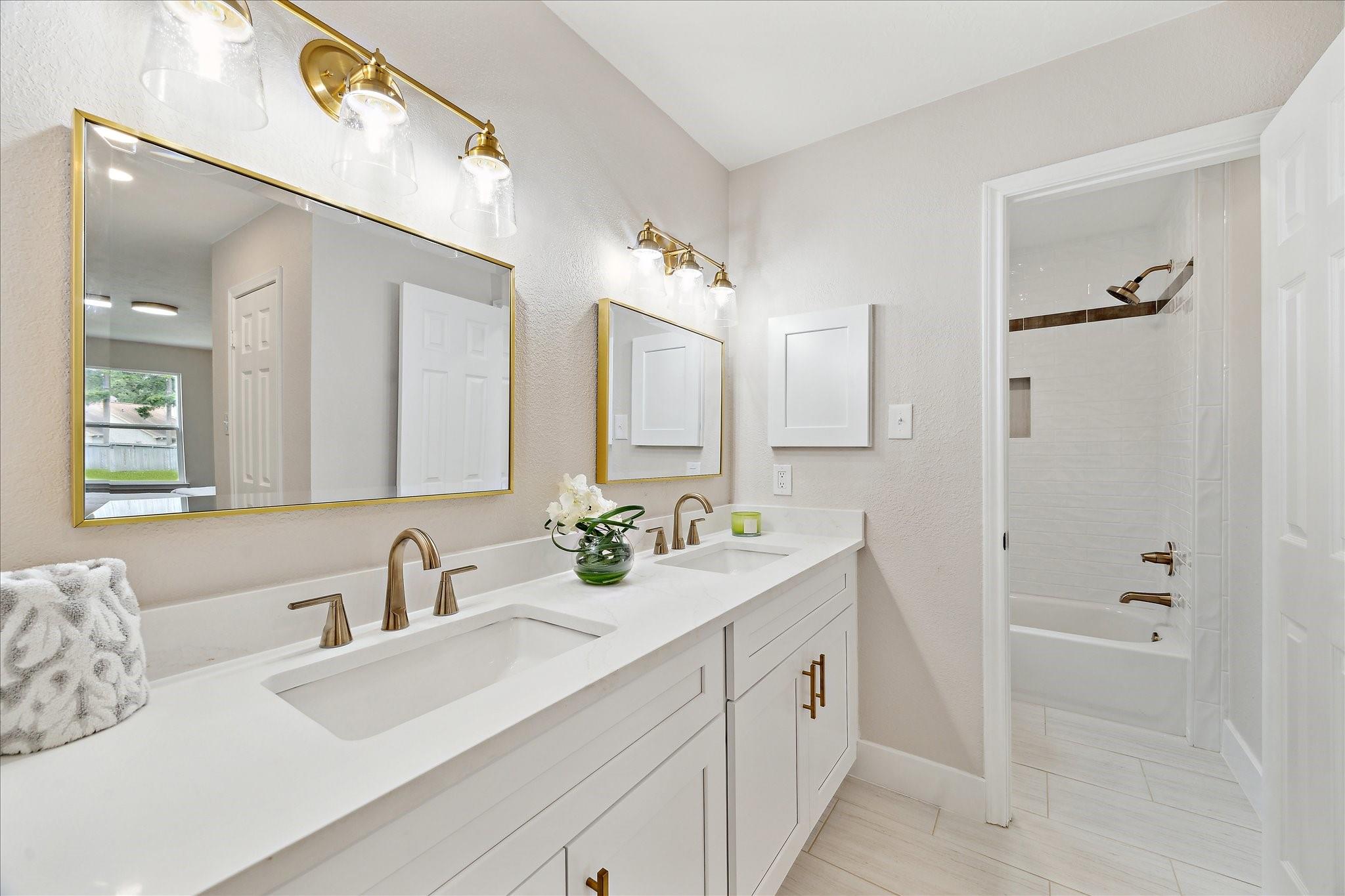 7811 Ashwell Court