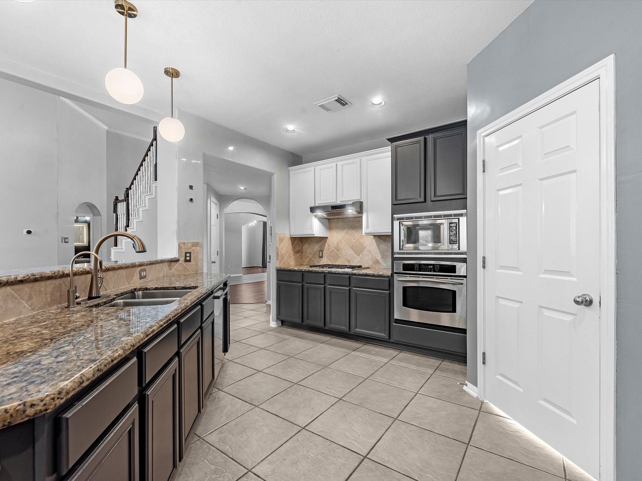 3231 Chapel Creek Way