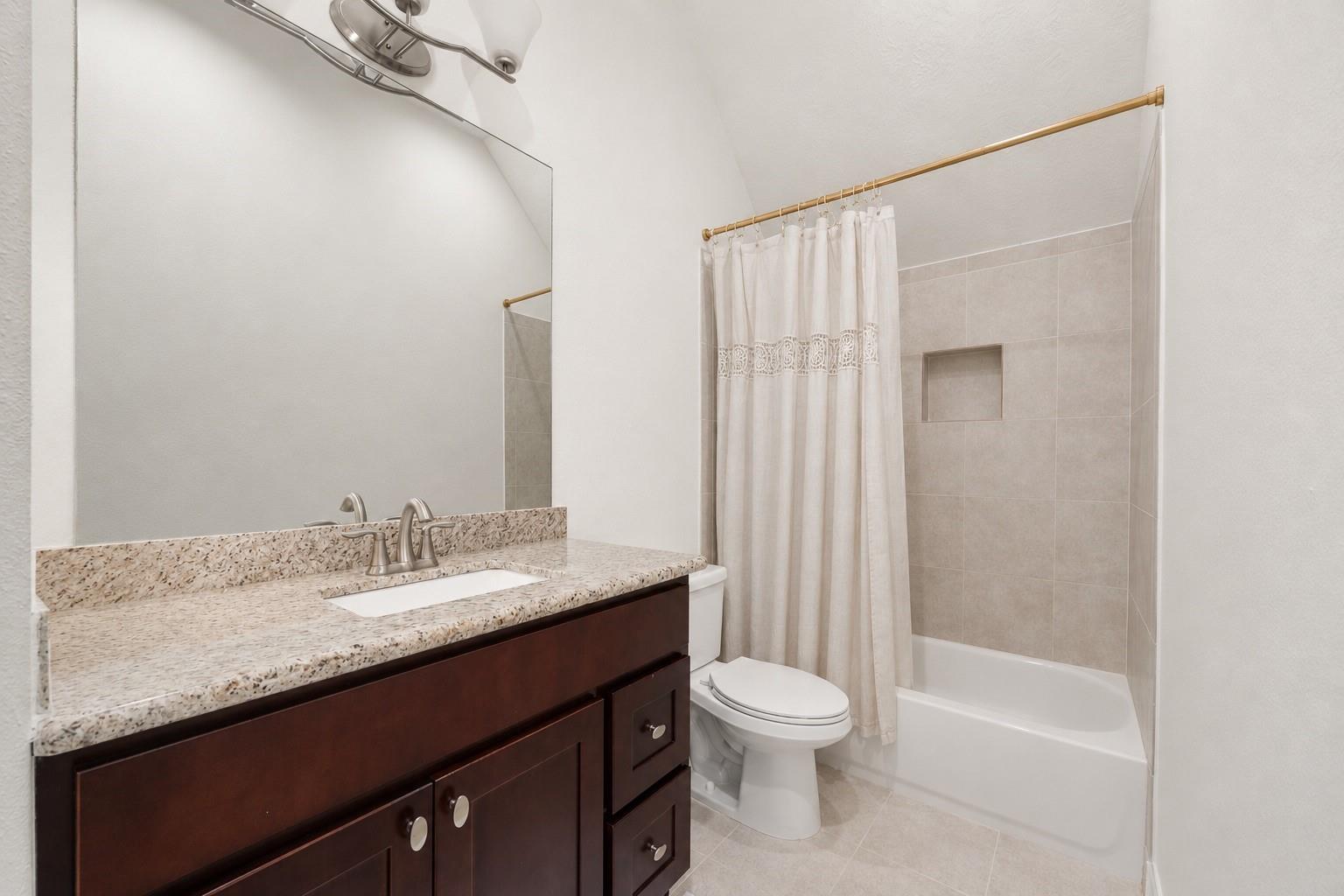 1904 Boulder Ridge Drive