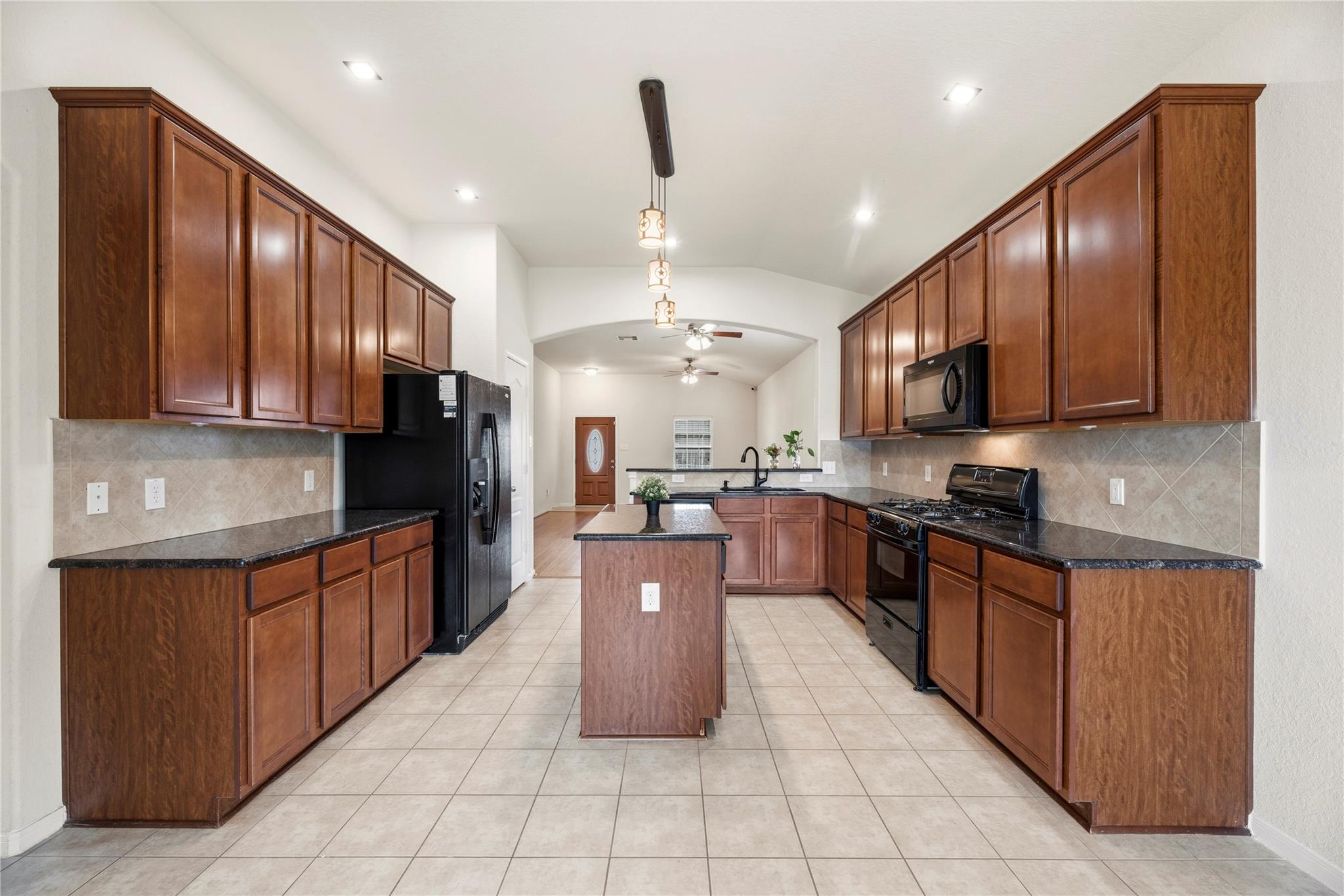 23827 S Newport Bend