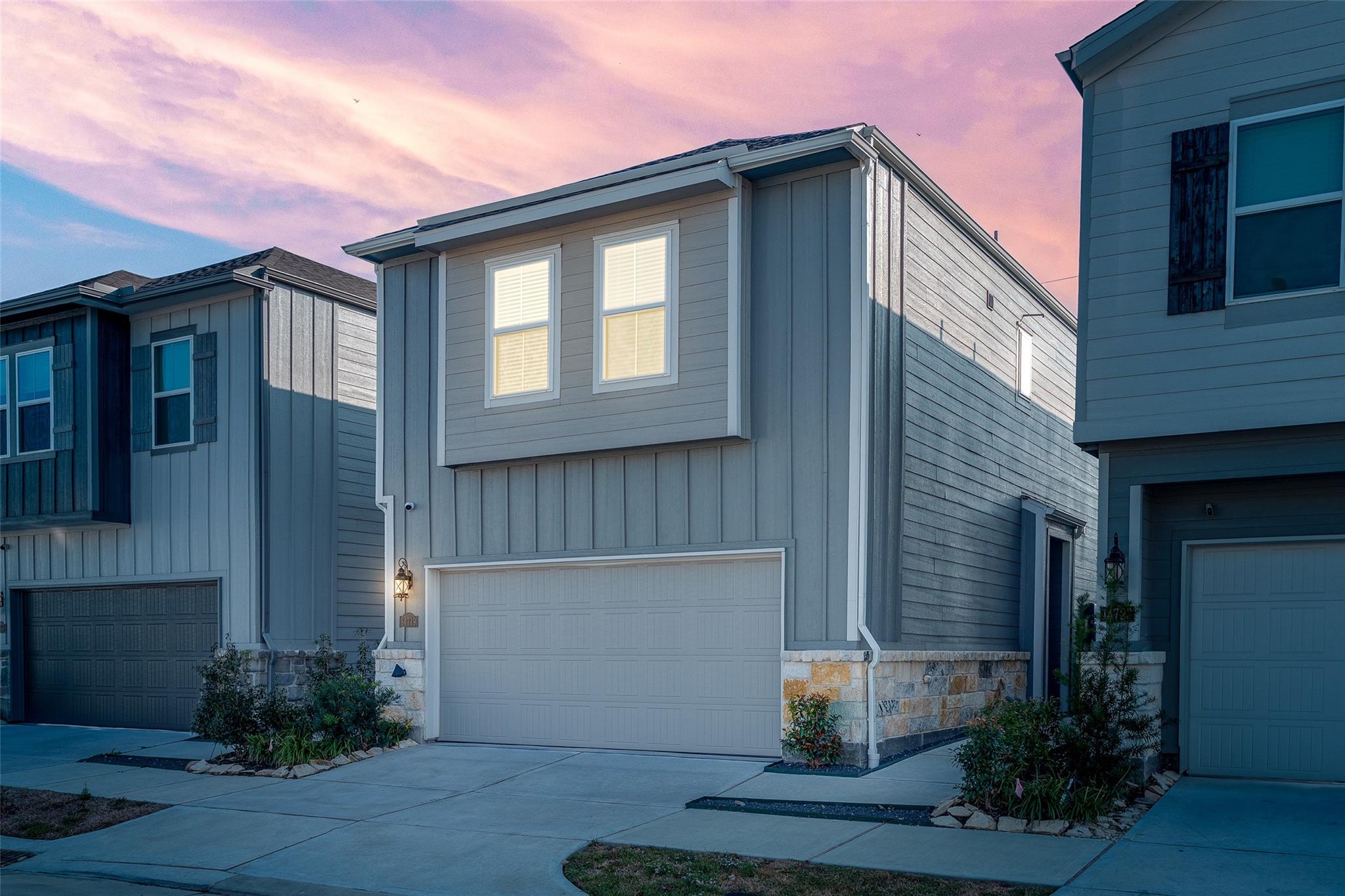 14719 Silent Gulf Avenue